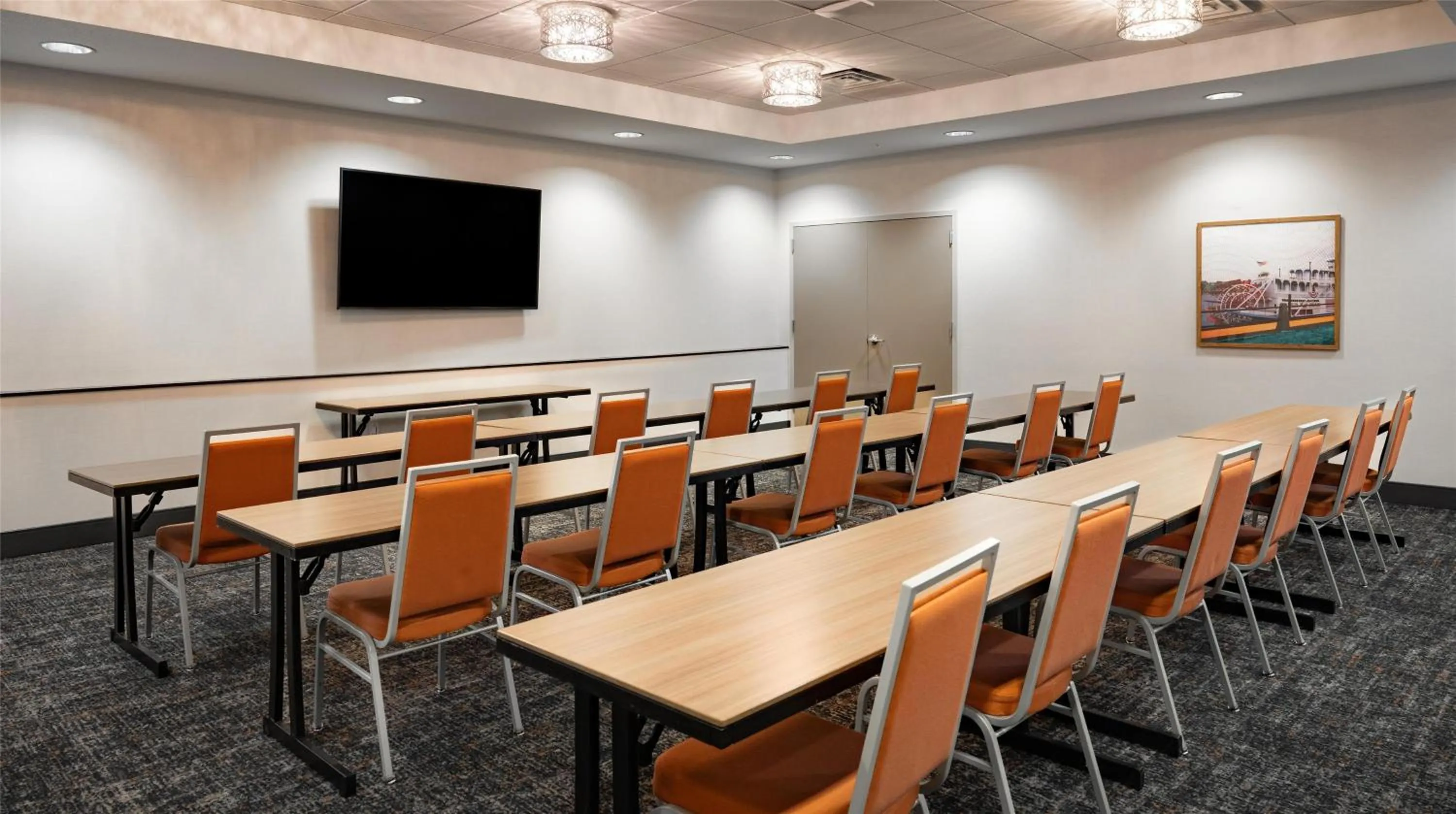 Meeting/conference room in Hampton Inn and Suites La Crosse Downtown
