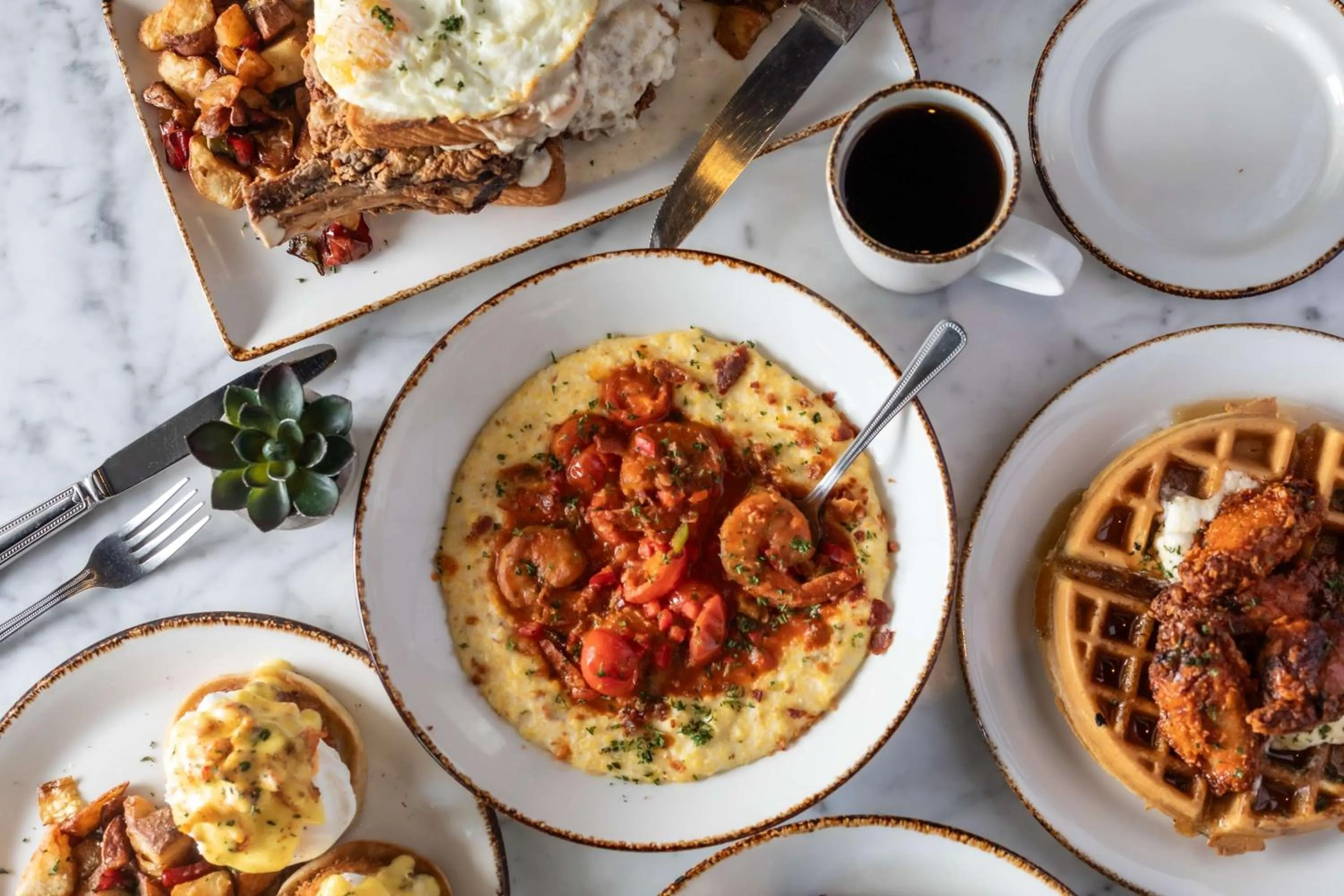 Restaurant/places to eat in Hilton Garden Inn Downtown Dallas