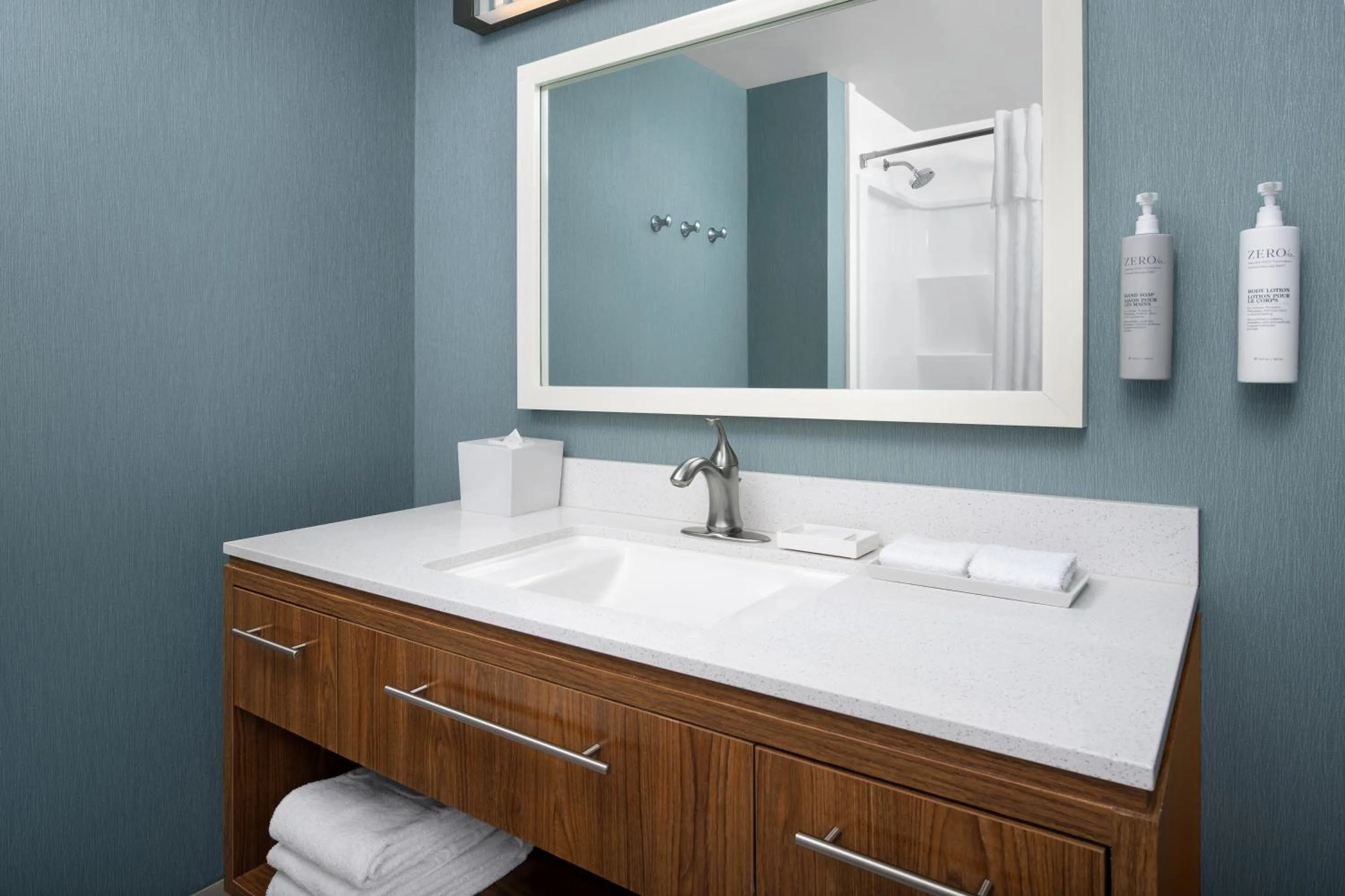 Bathroom in Home2 Suites by Hilton Tallahassee State Capitol