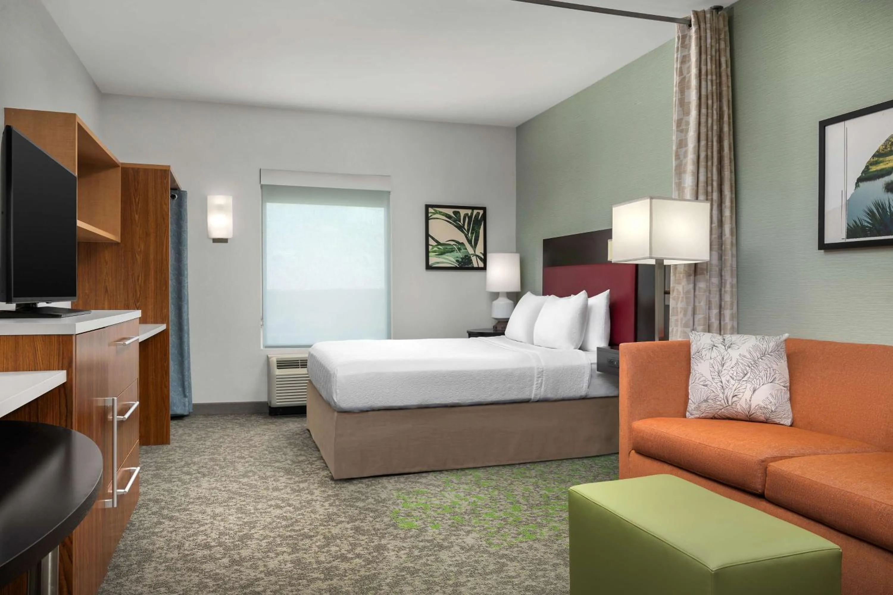 Bedroom, Bed in Home2 Suites by Hilton Tallahassee State Capitol