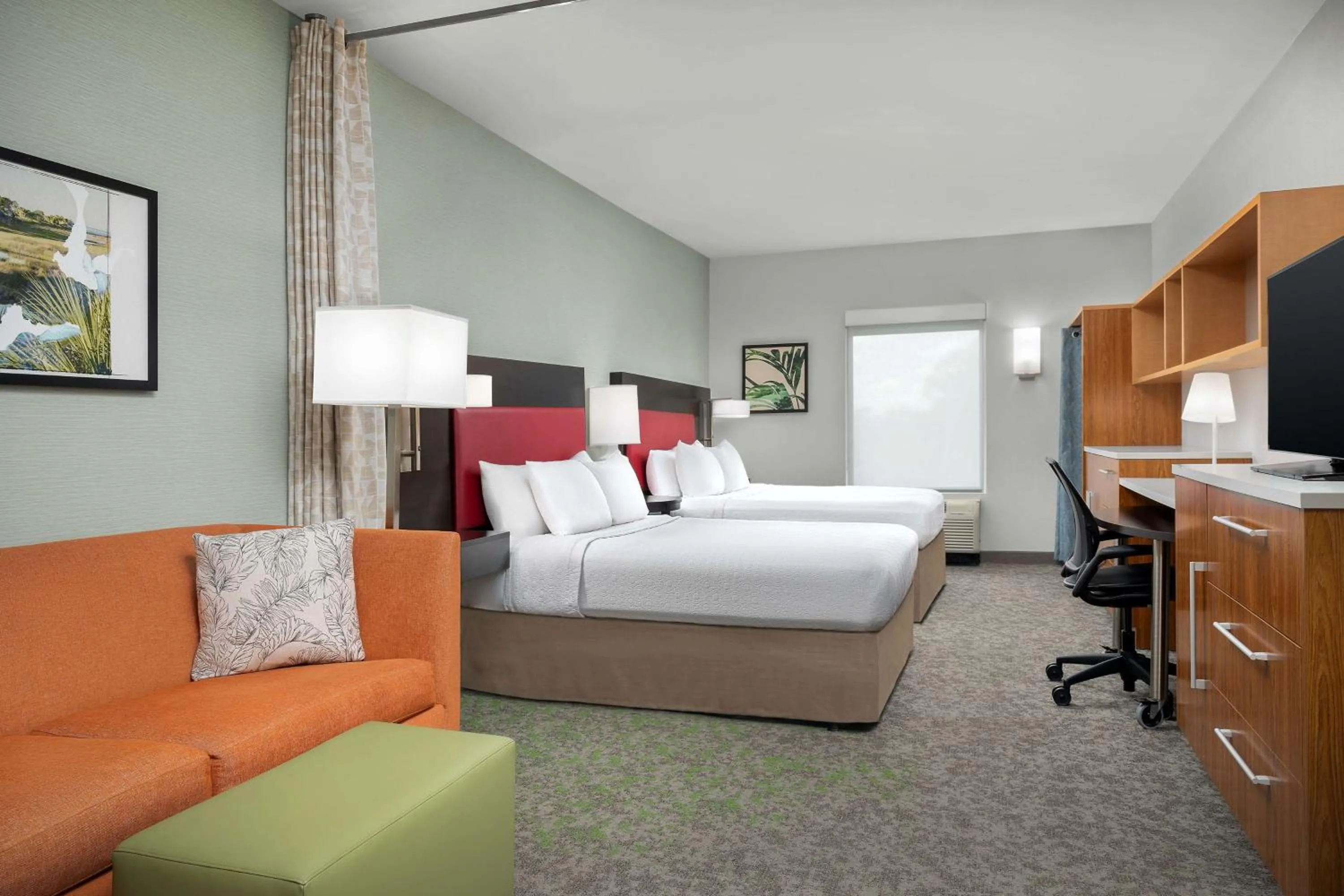 Bedroom, Bed in Home2 Suites by Hilton Tallahassee State Capitol