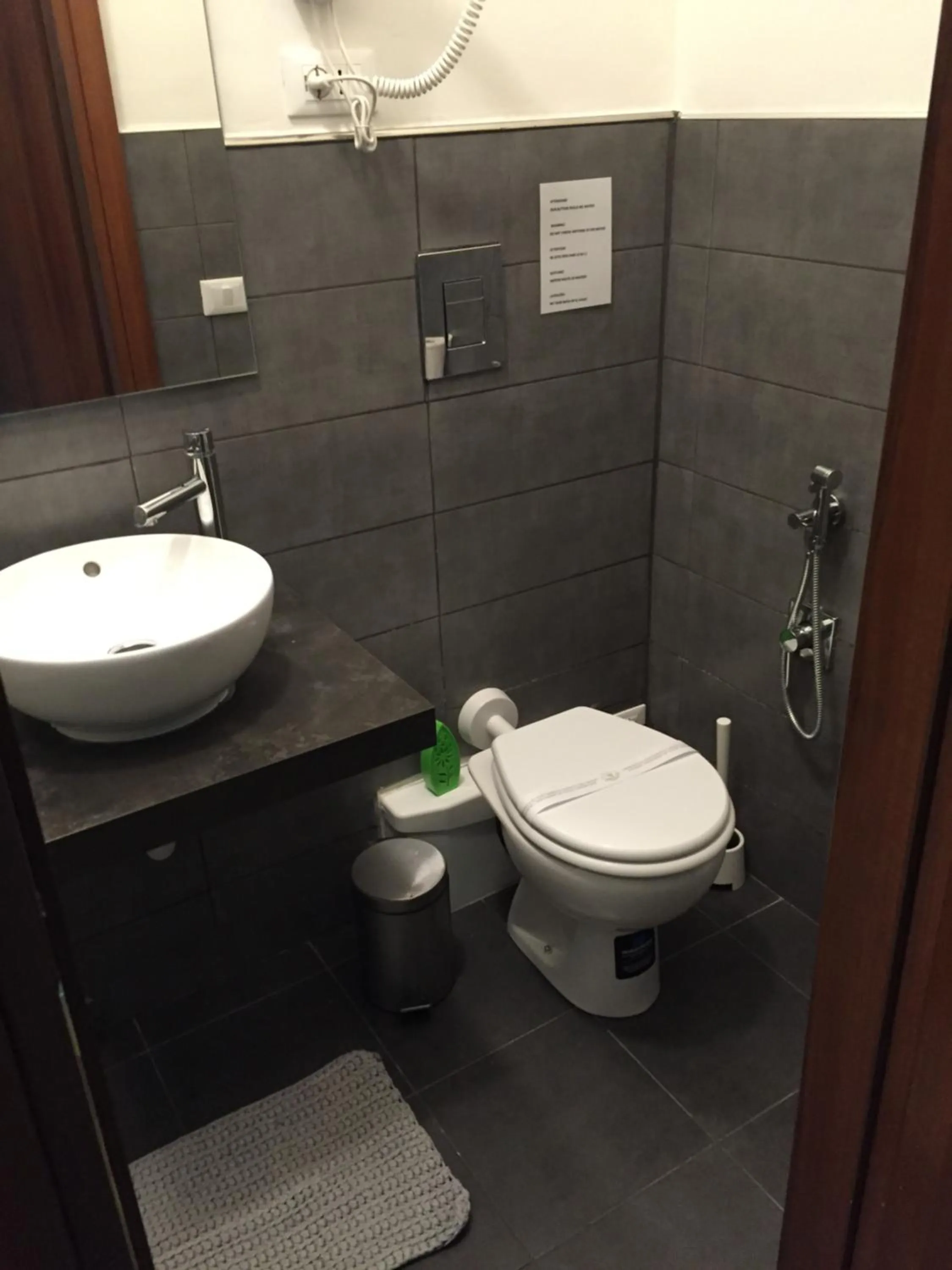 Bathroom in B&B Isolatiberina