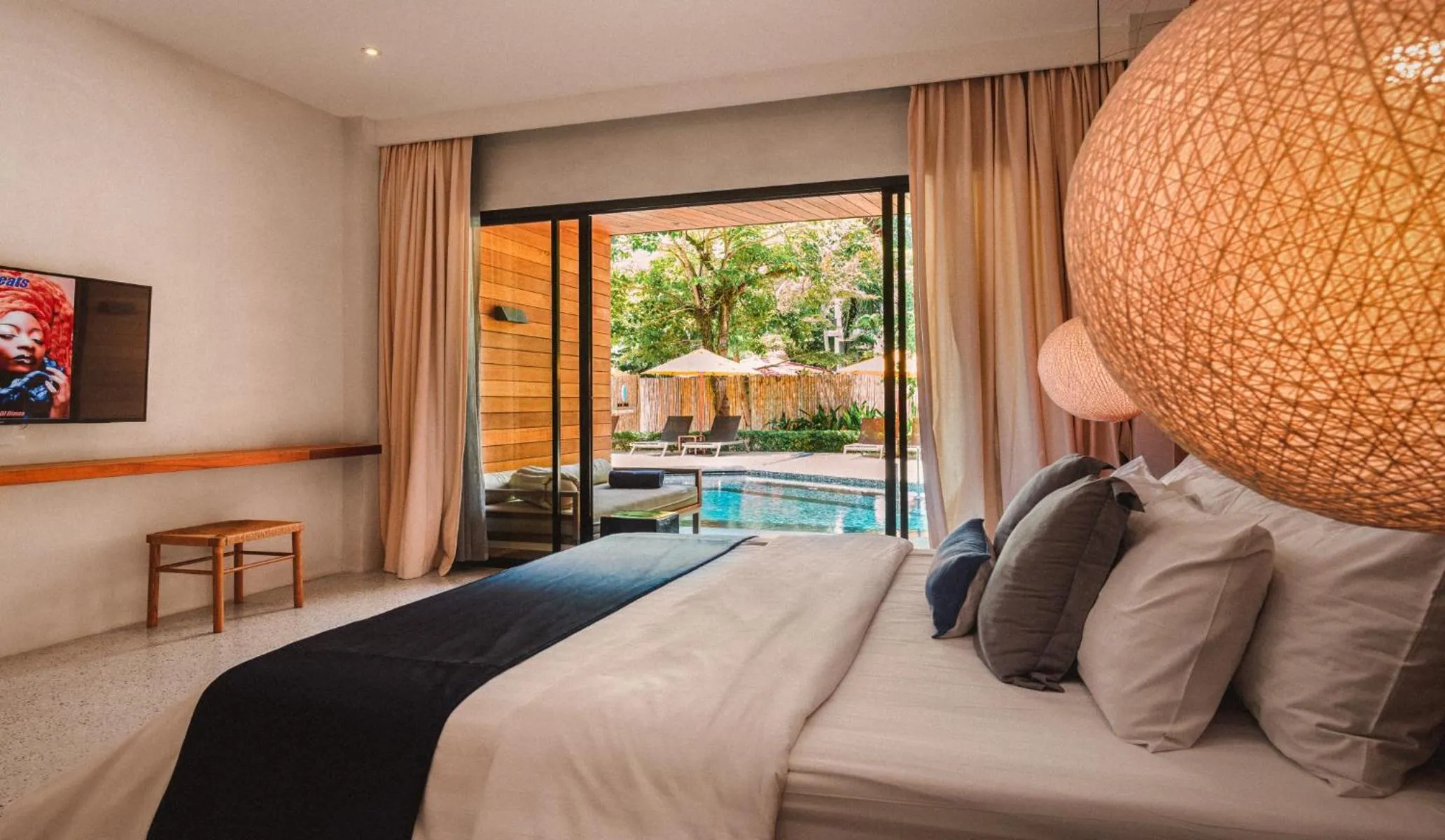 Bed in Sichon Cabana Beach Resort