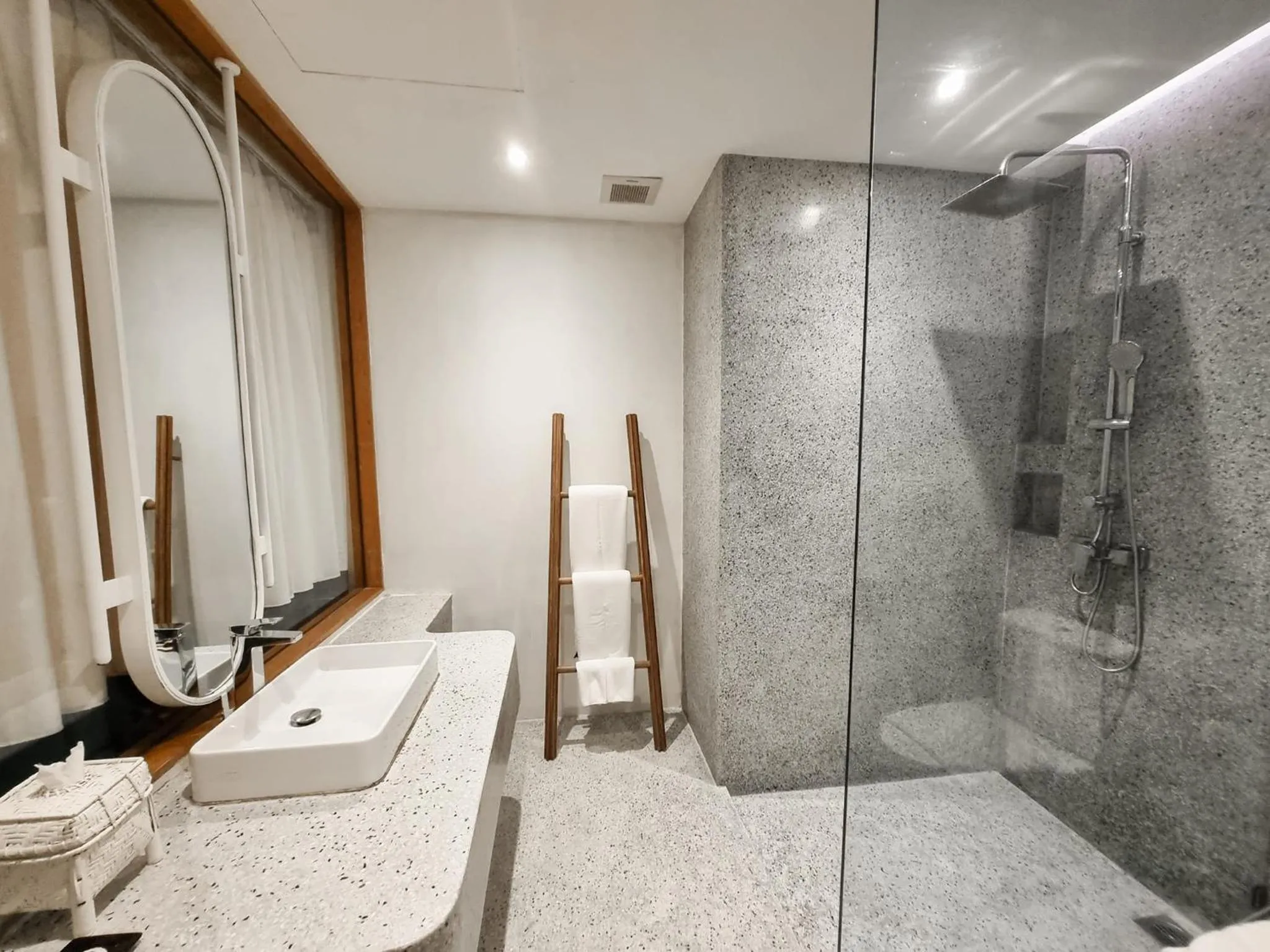 Sichon Cabana Beach Resort