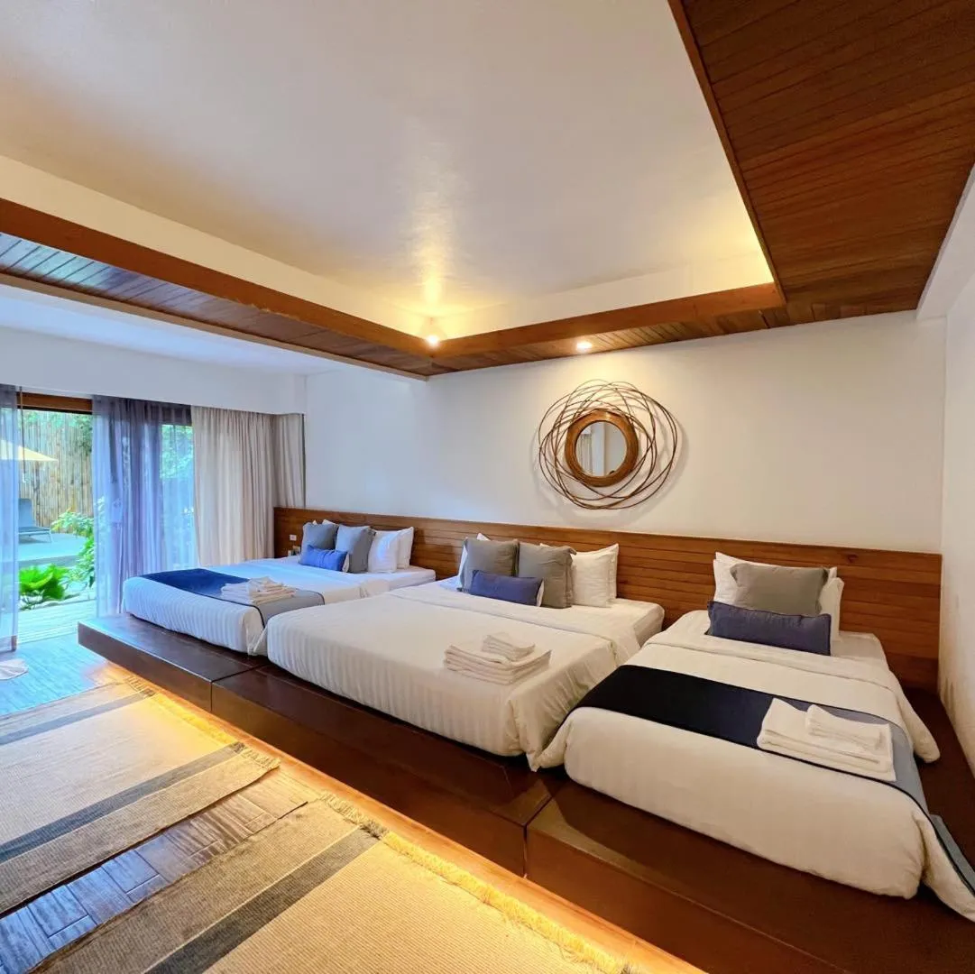 Bed in Sichon Cabana Beach Resort