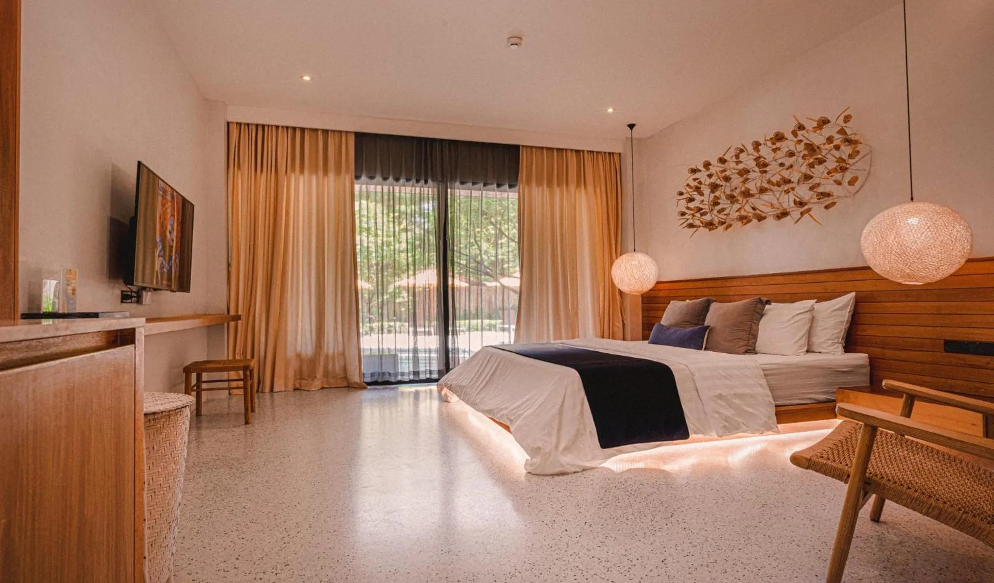 Bed in Sichon Cabana Beach Resort