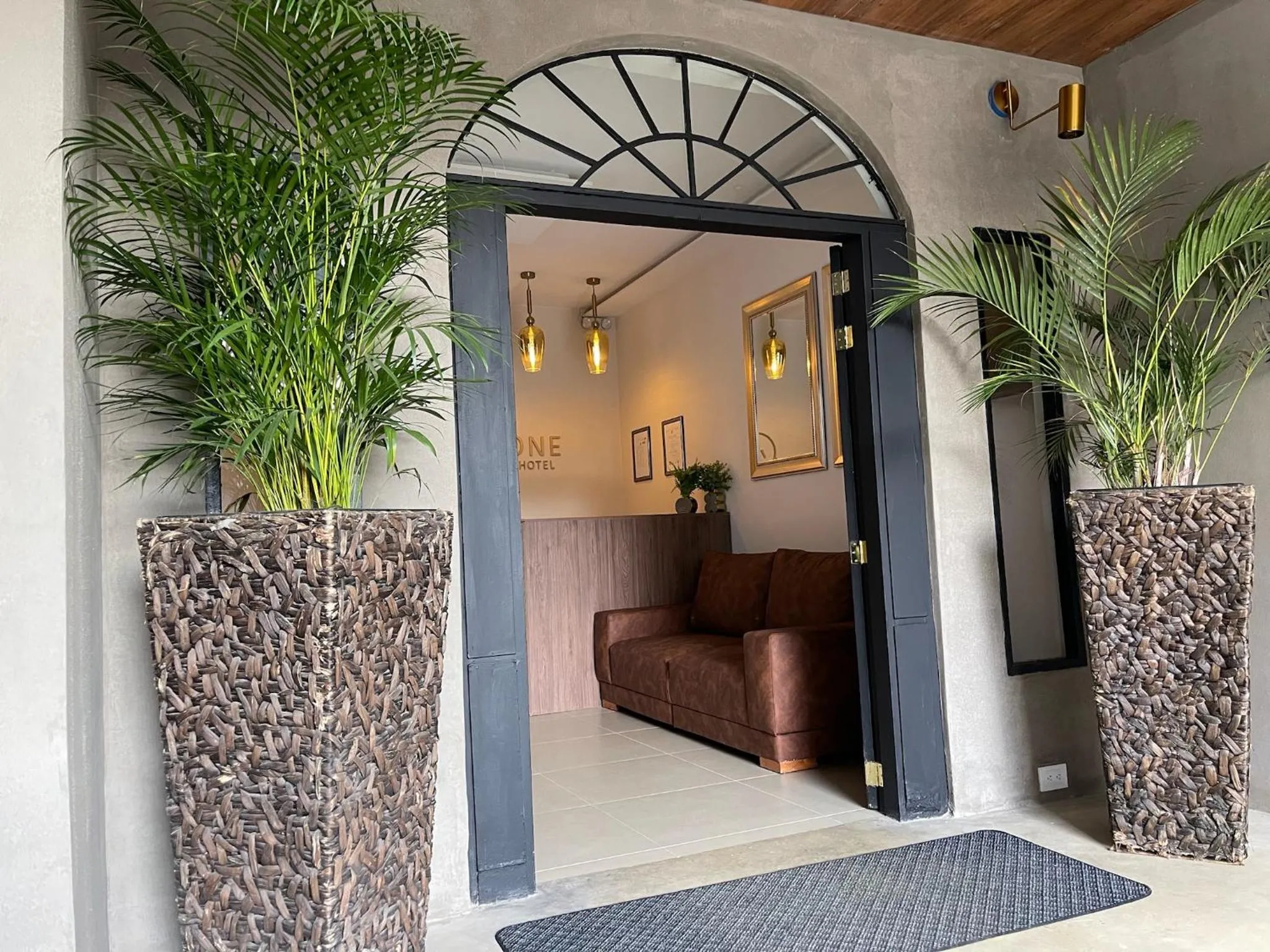 One Apartments Provenza