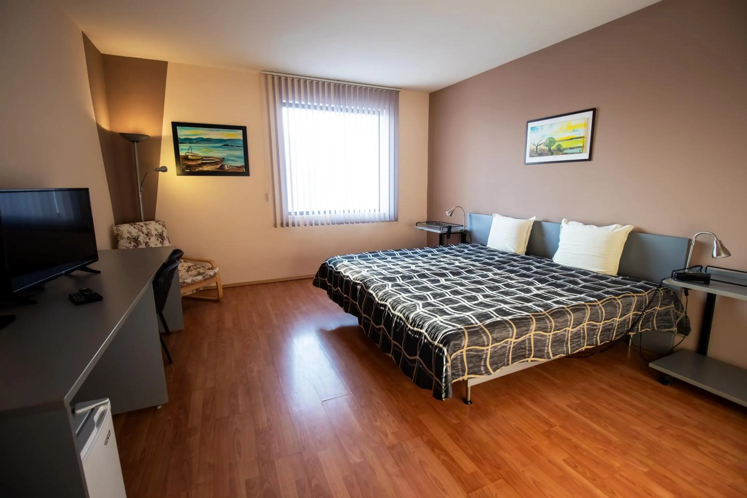 Photo of the whole room, Bed in ATM Hotel