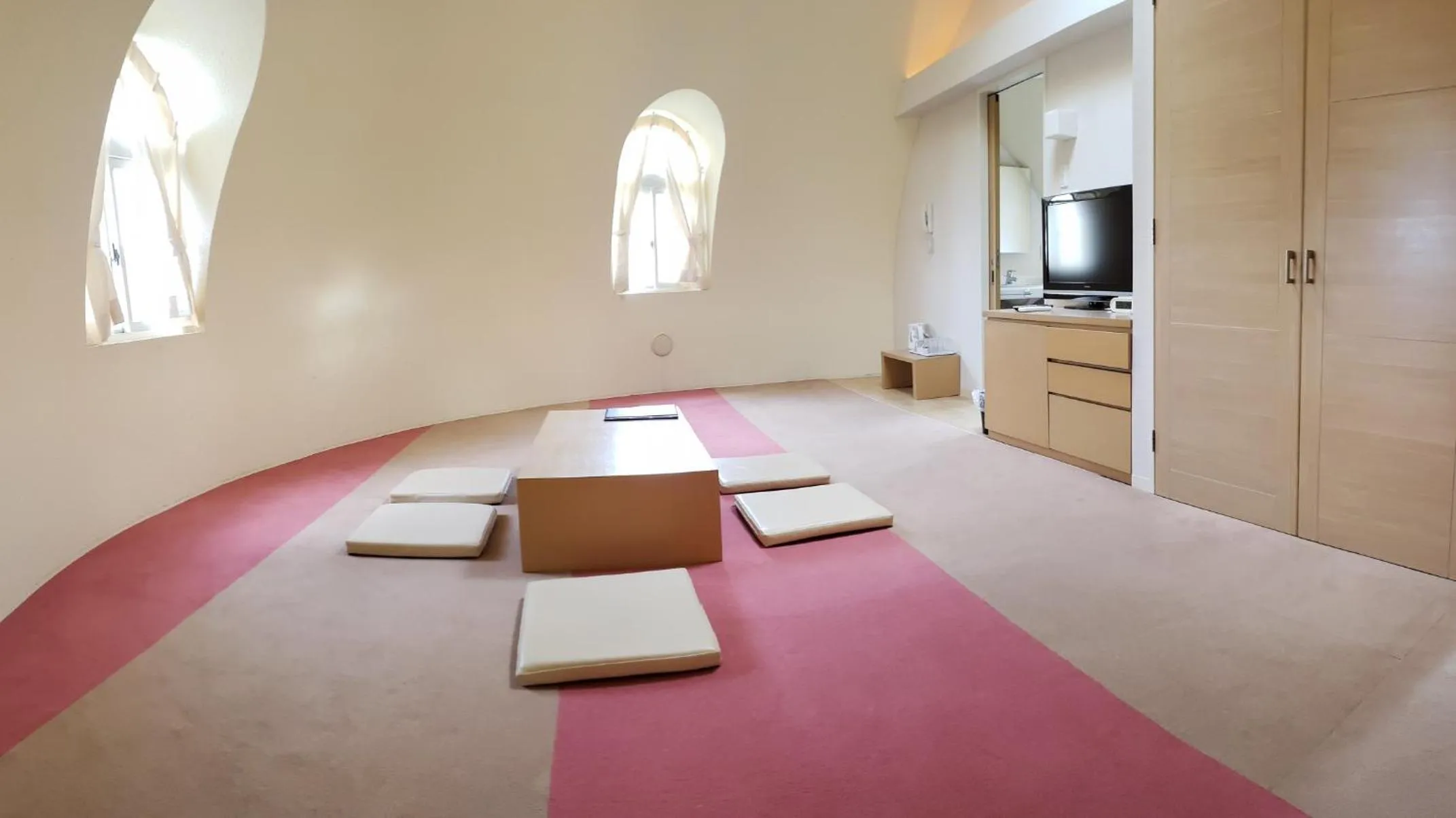 Bed in Toretore Village Nanki Shirahama