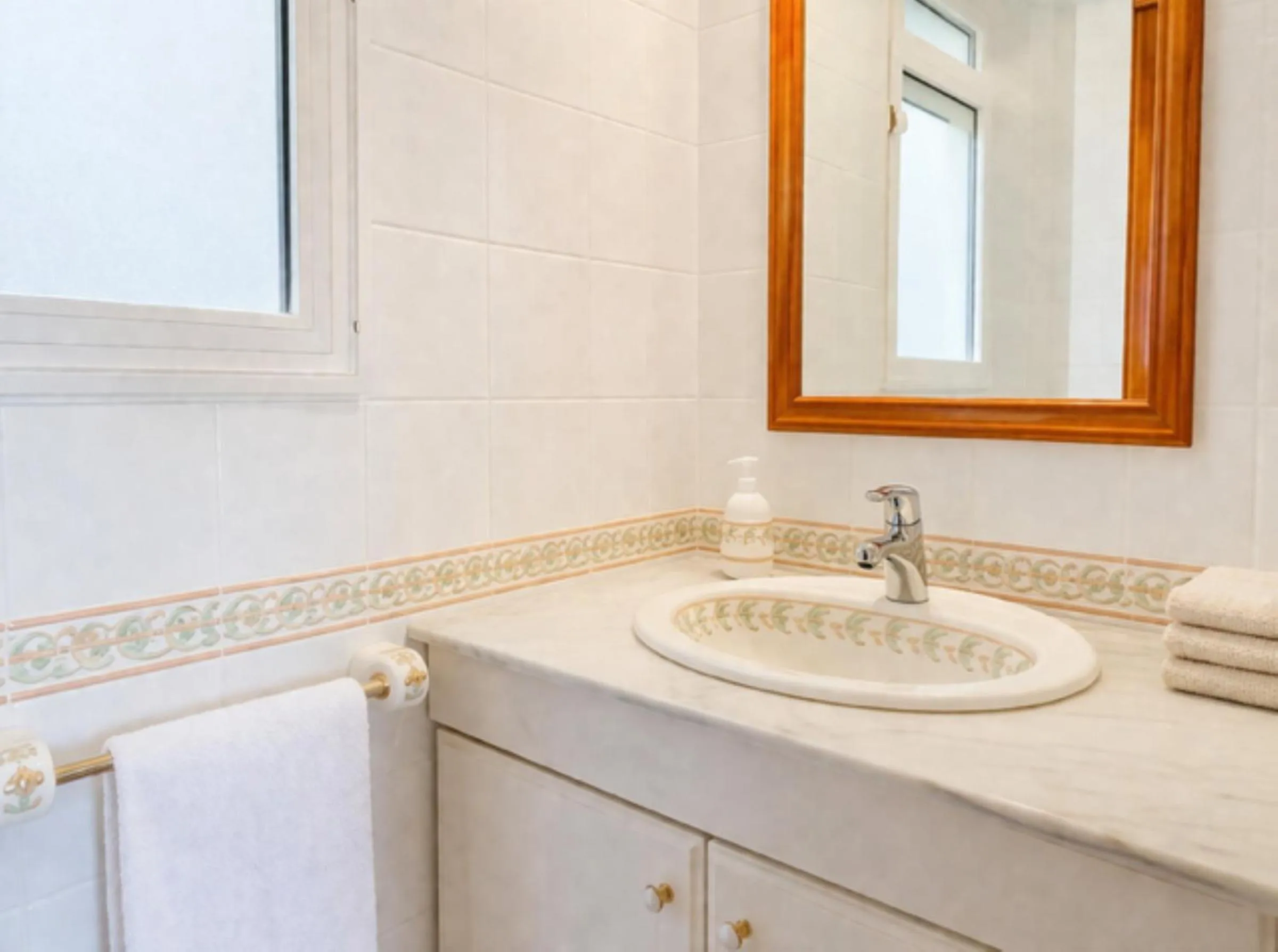 Toilet in Atico Duplex Coral