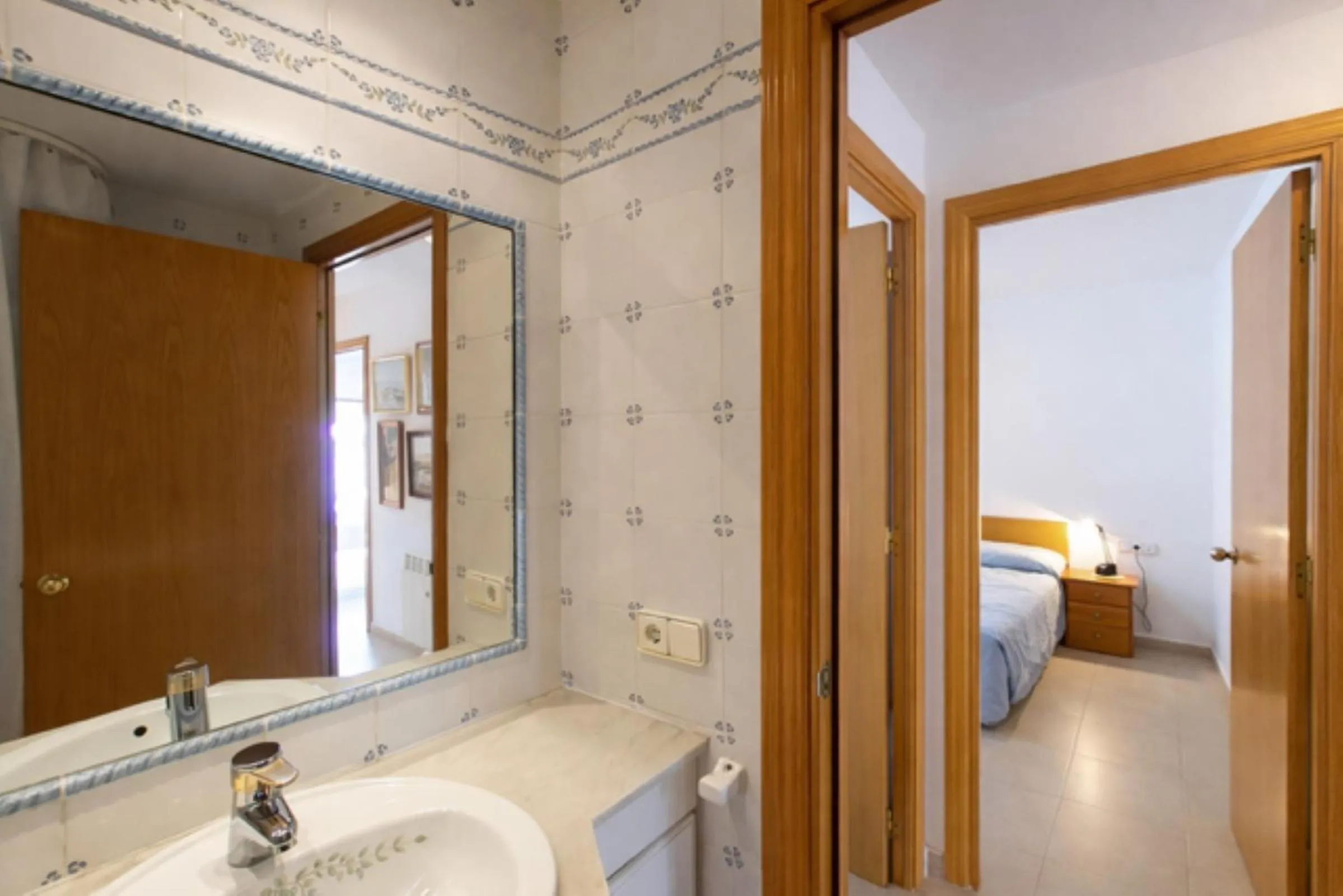Bathroom, Bed in Atico Duplex Coral