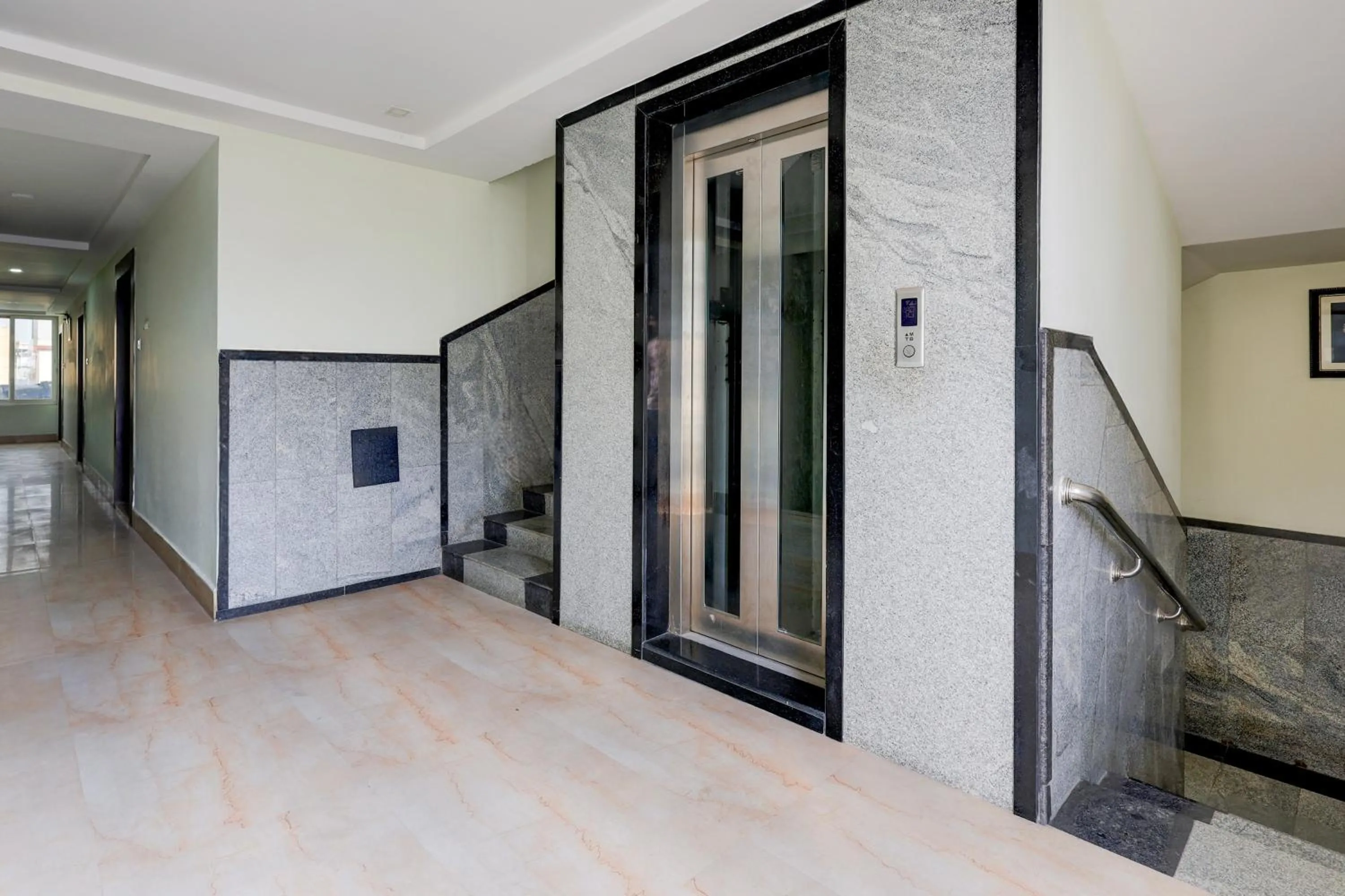 Lobby or reception in Townhouse Benz Circle MG Road
