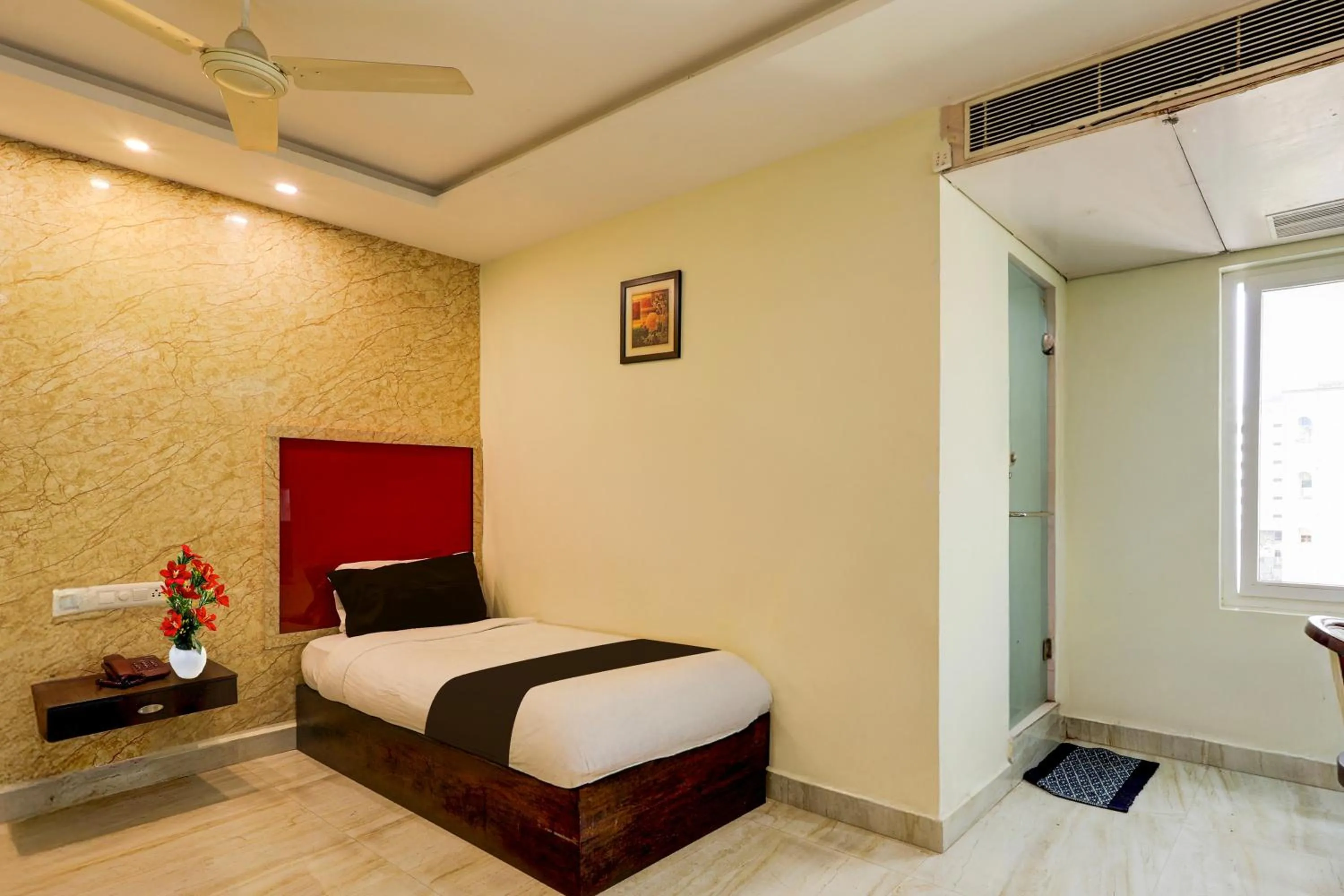 Bedroom, Bed in Townhouse Benz Circle MG Road