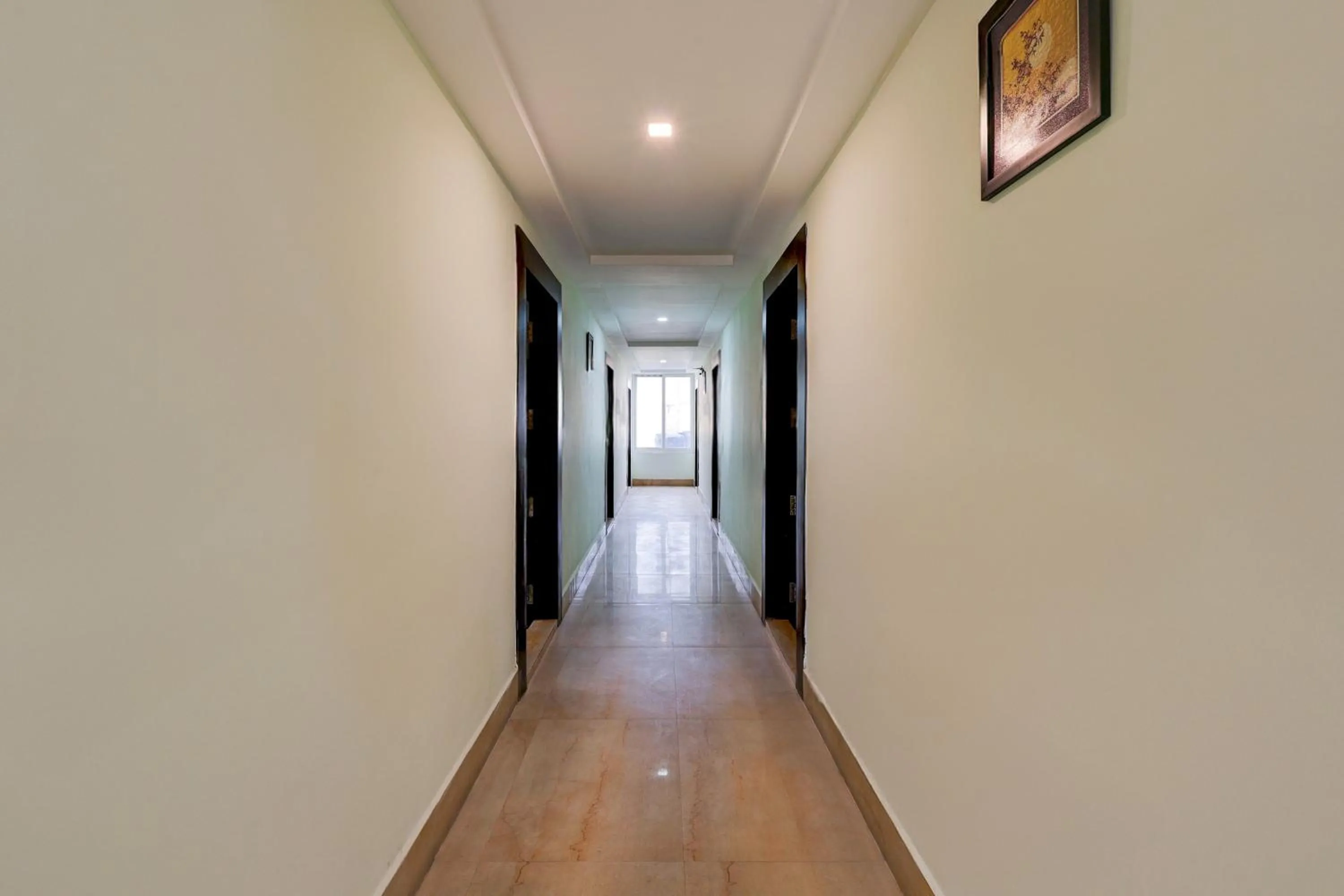 Lobby or reception in Townhouse Benz Circle MG Road