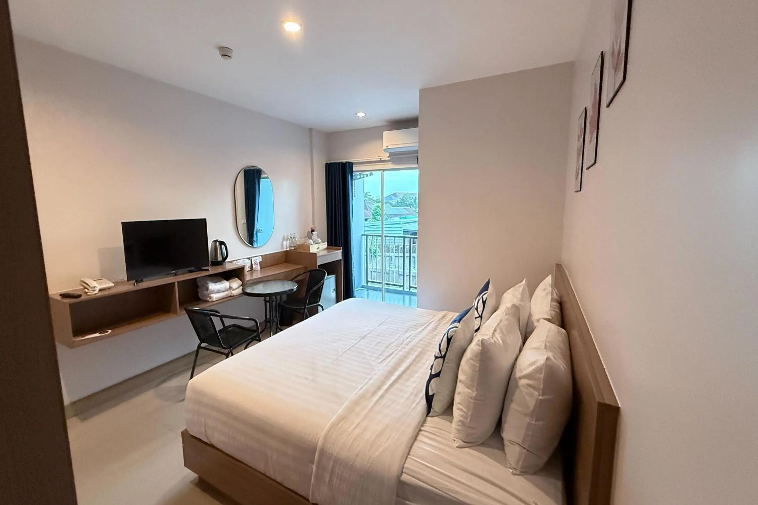 Bed in SKM Paradise Mae Sai