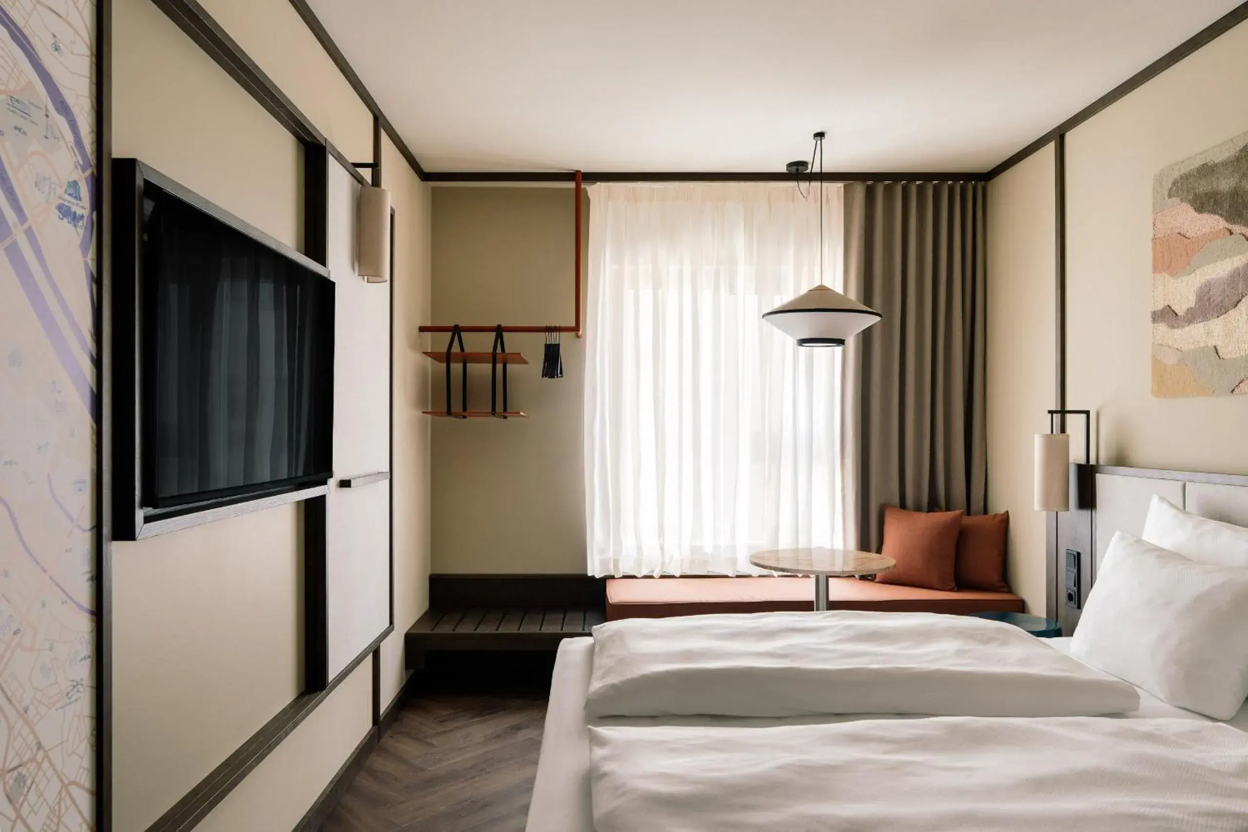 Smart Family in Hotel Schani City Smart Family in Hotel Schani City