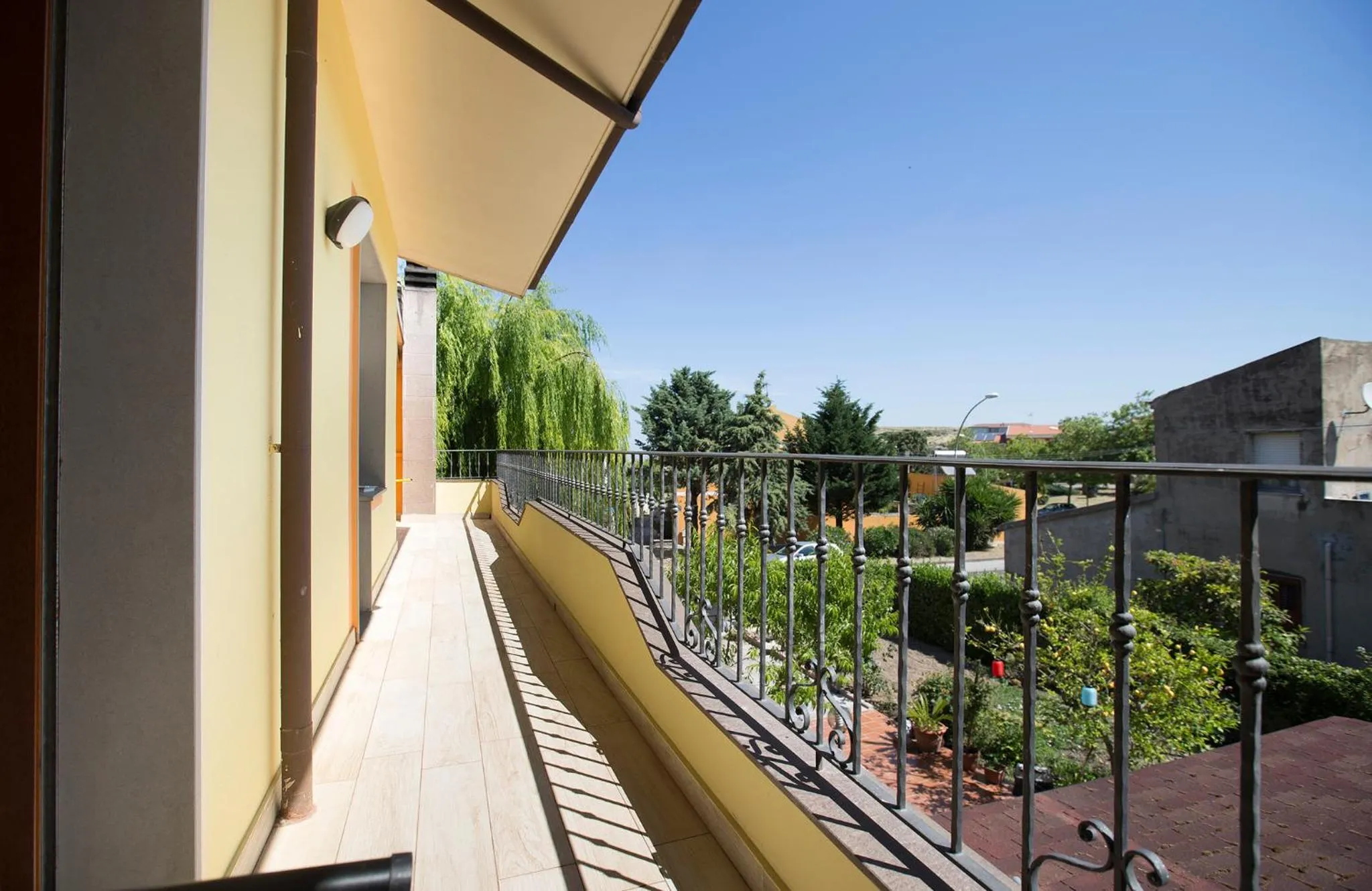 Garden view in Sa Mariposa