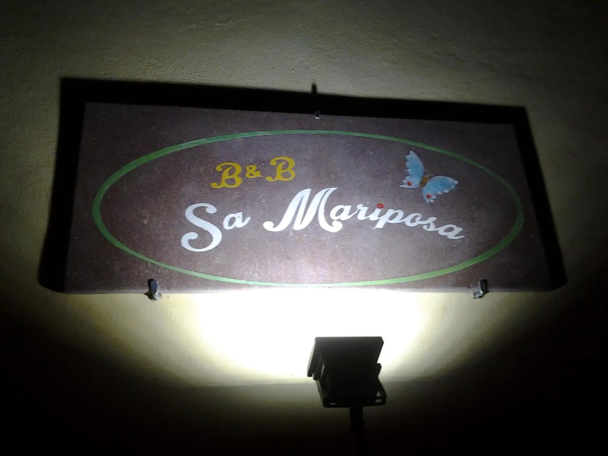 Property logo or sign in Sa Mariposa