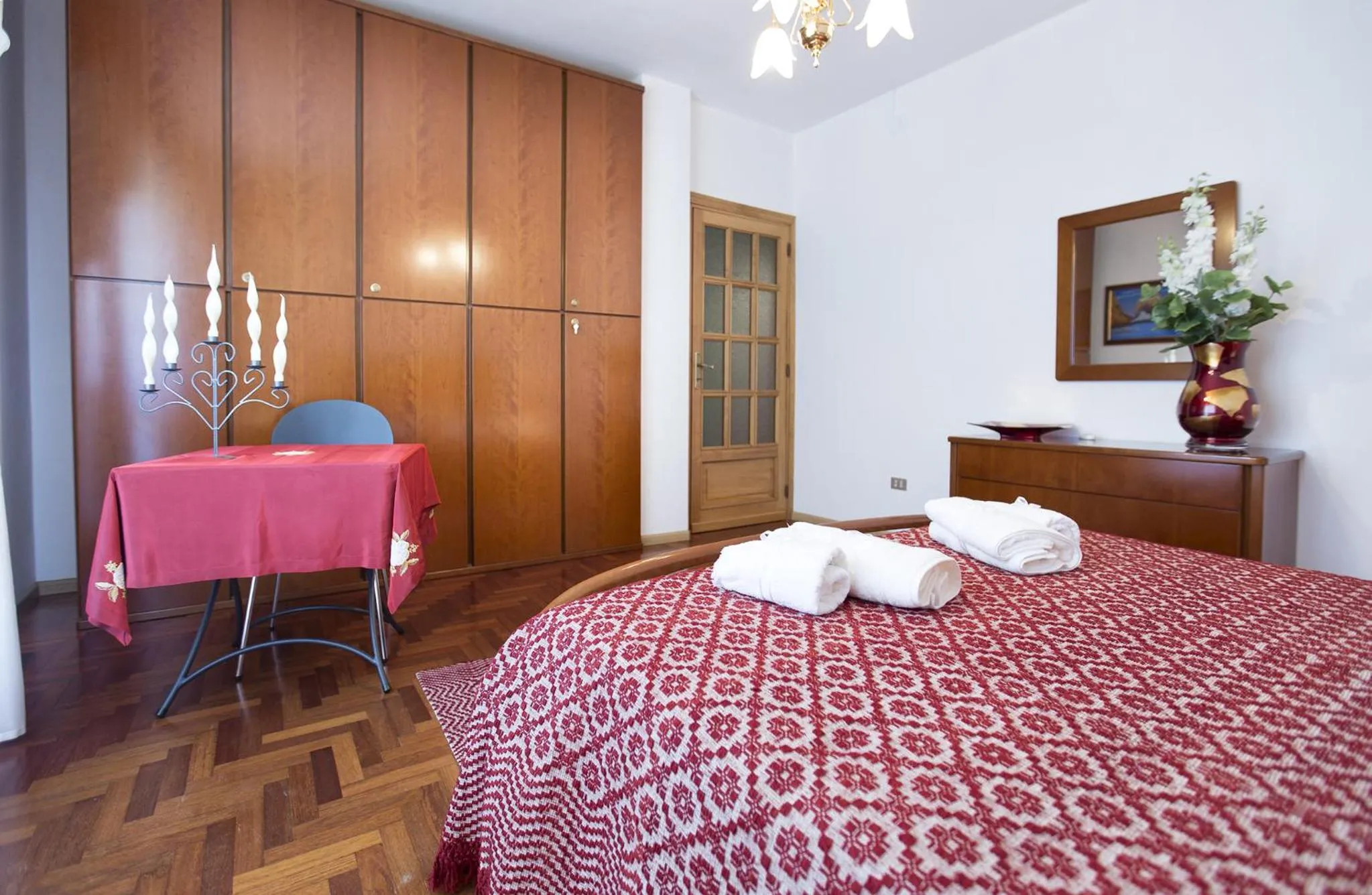 Photo of the whole room, Bed in Sa Mariposa