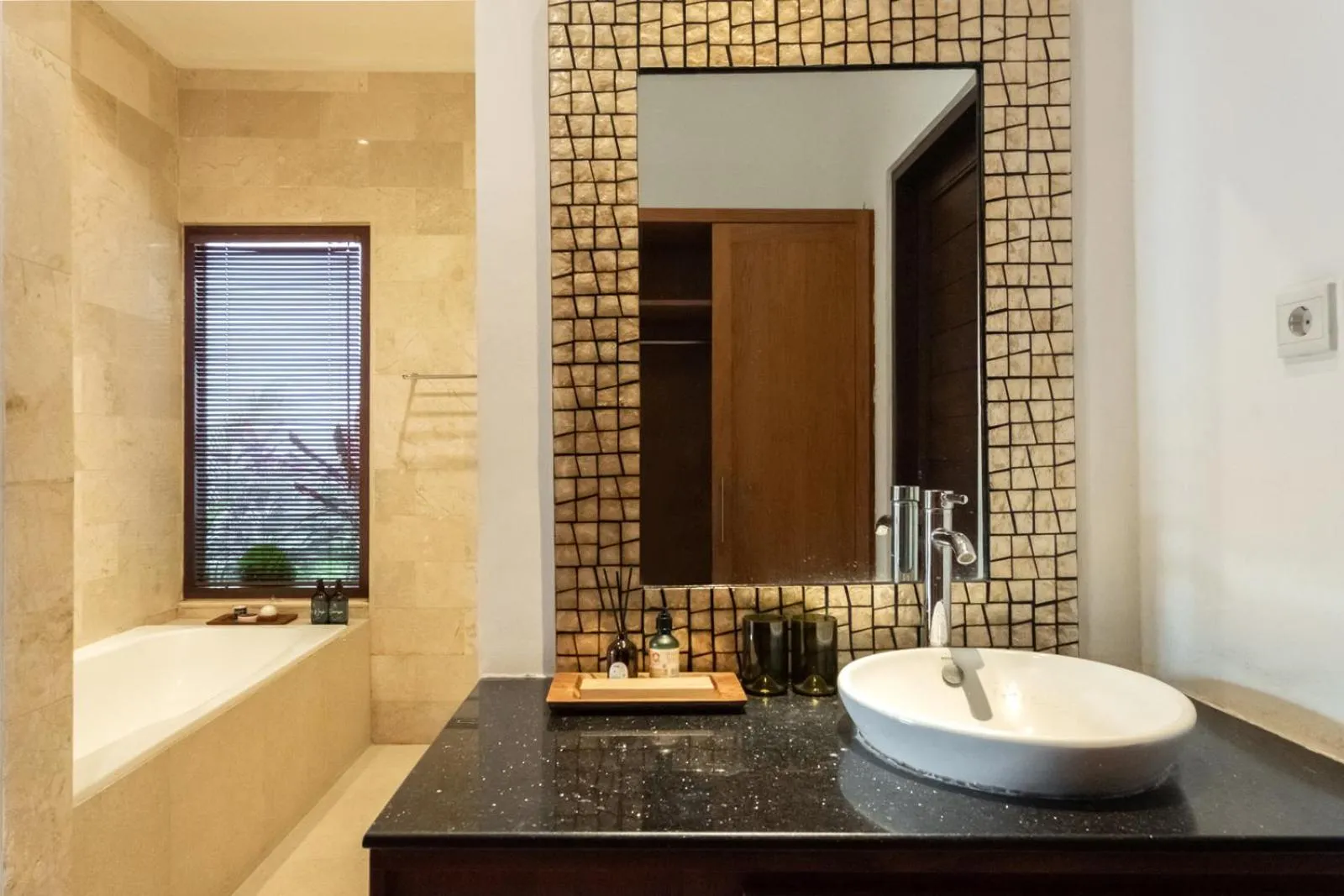 Bathroom in Madeira Casa Canggu, Bali