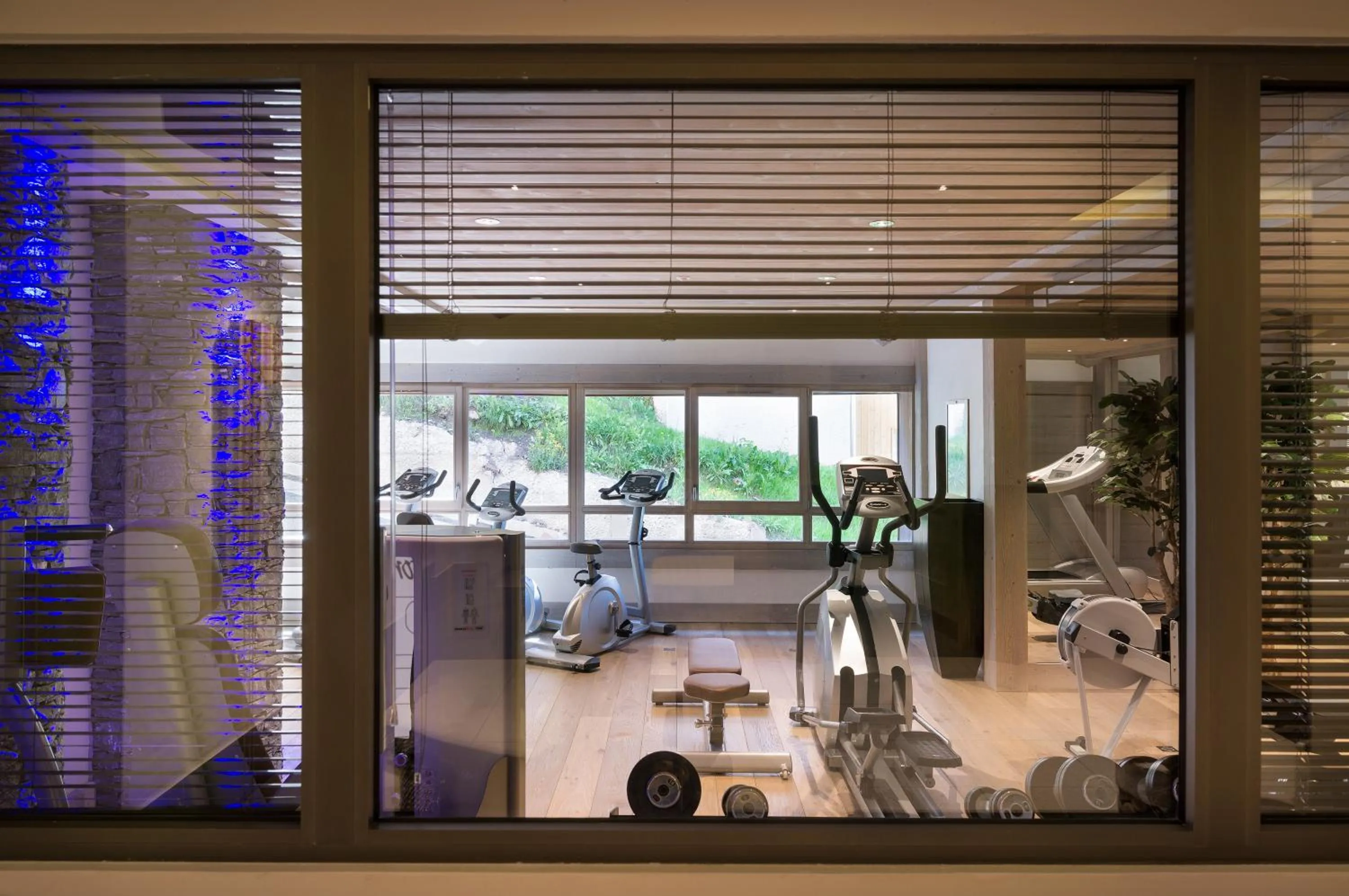 Fitness centre/facilities in CGH Résidence Boutique Les Chalets De Laÿssia