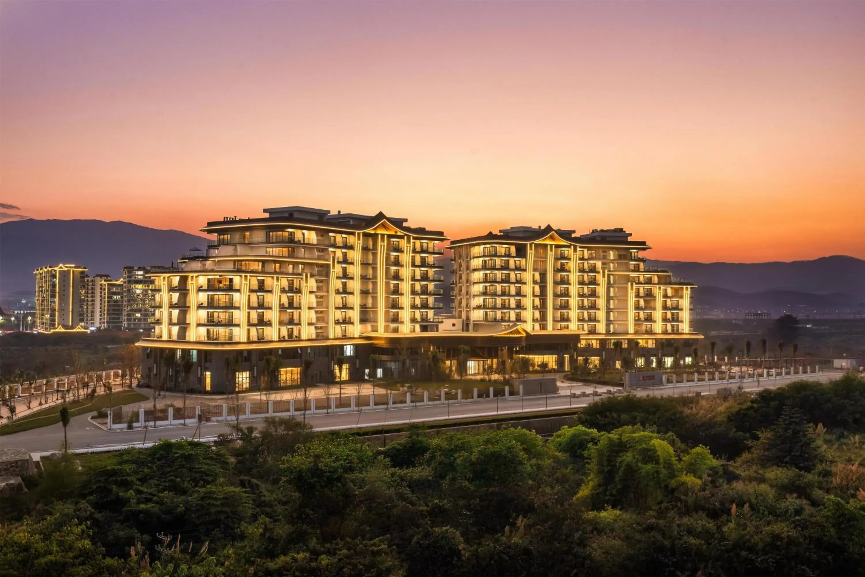 Hilton Garden Inn Xishuangbanna Gasa Airport Hilton Garden Inn Xishuangbanna Gasa Airport