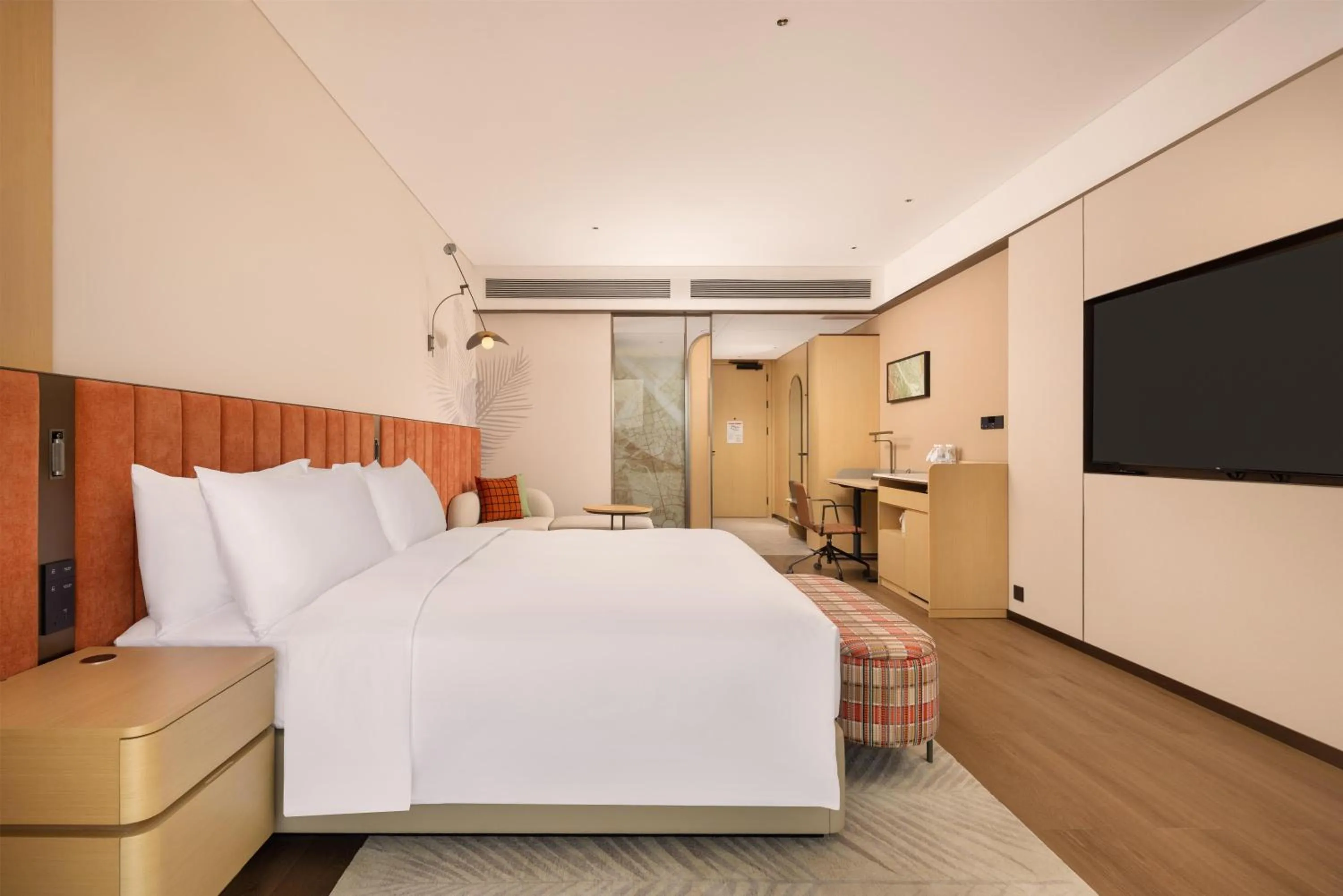 Bed in Hilton Garden Inn Xishuangbanna Gasa Airport