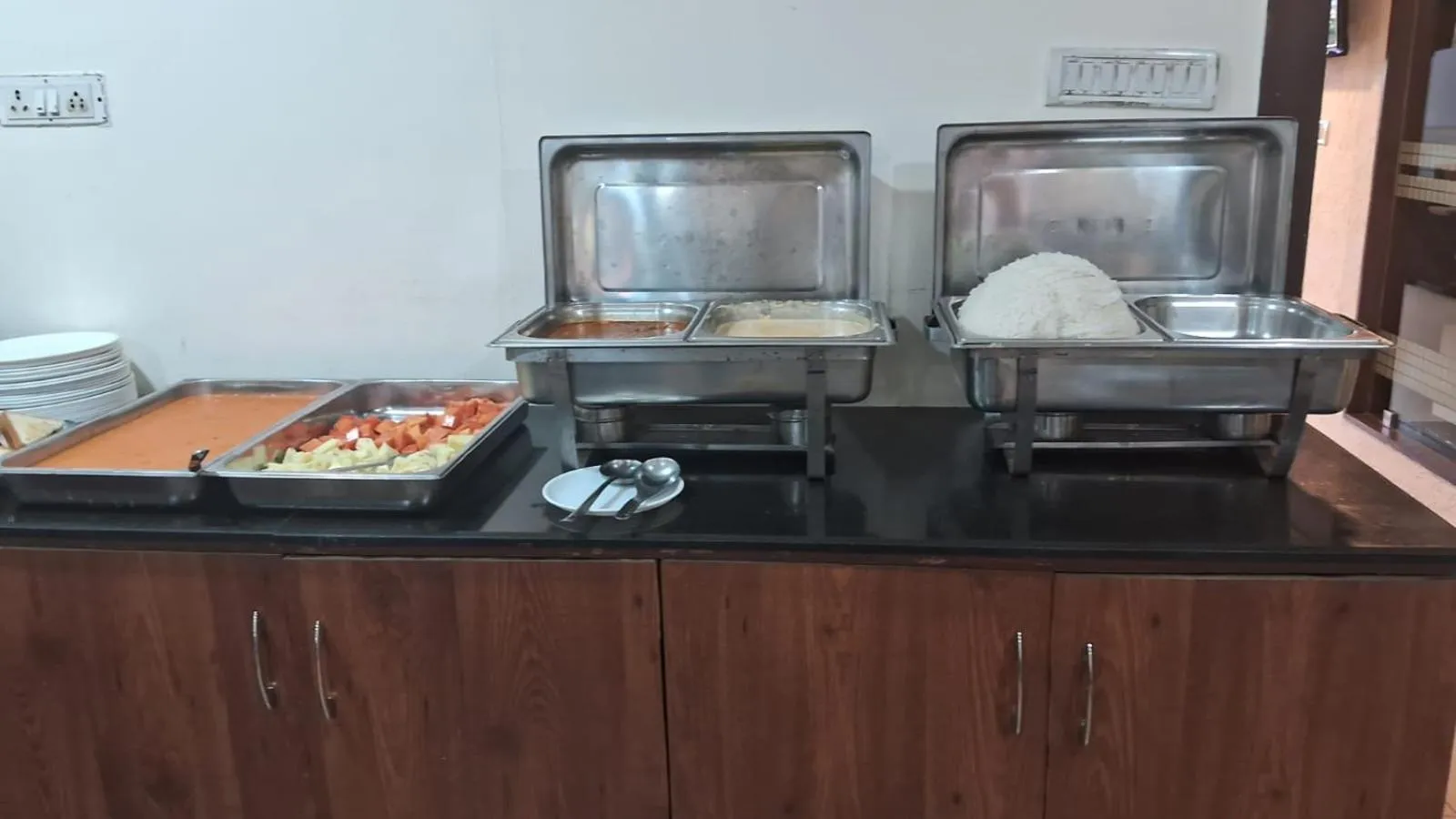 The Mount City Near US Consulate