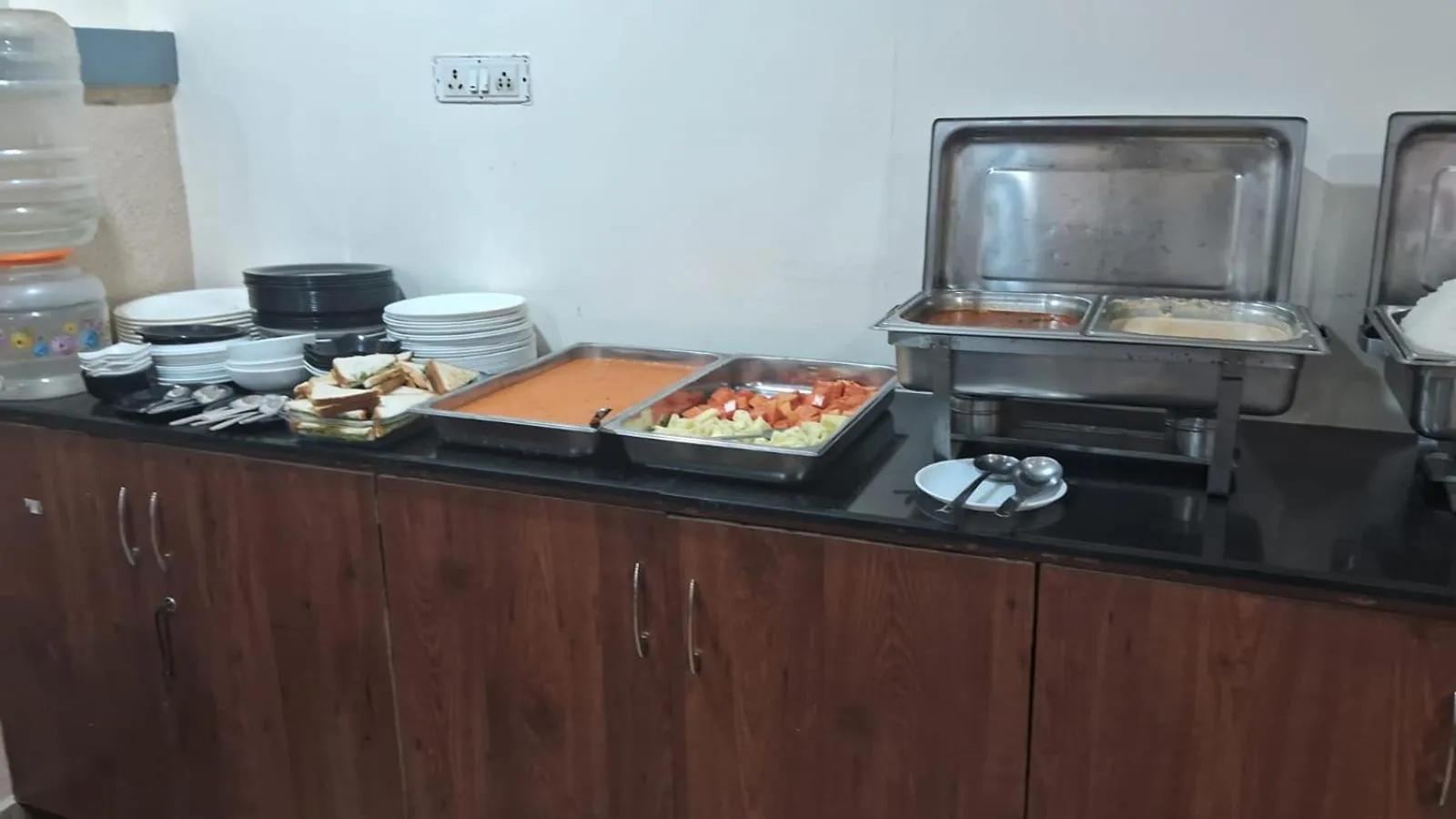 The Mount City Near US Consulate