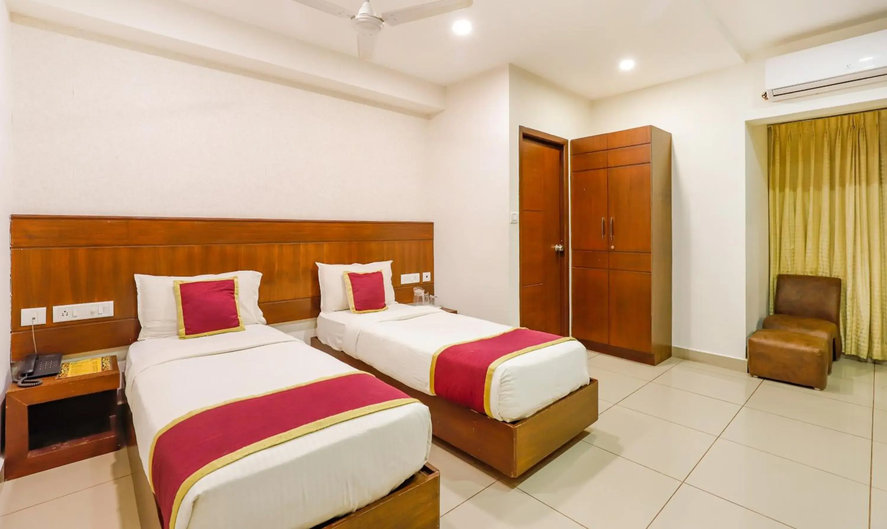 Bed in The Mount City Near US Consulate Bed in The Mount City Near US Consulate