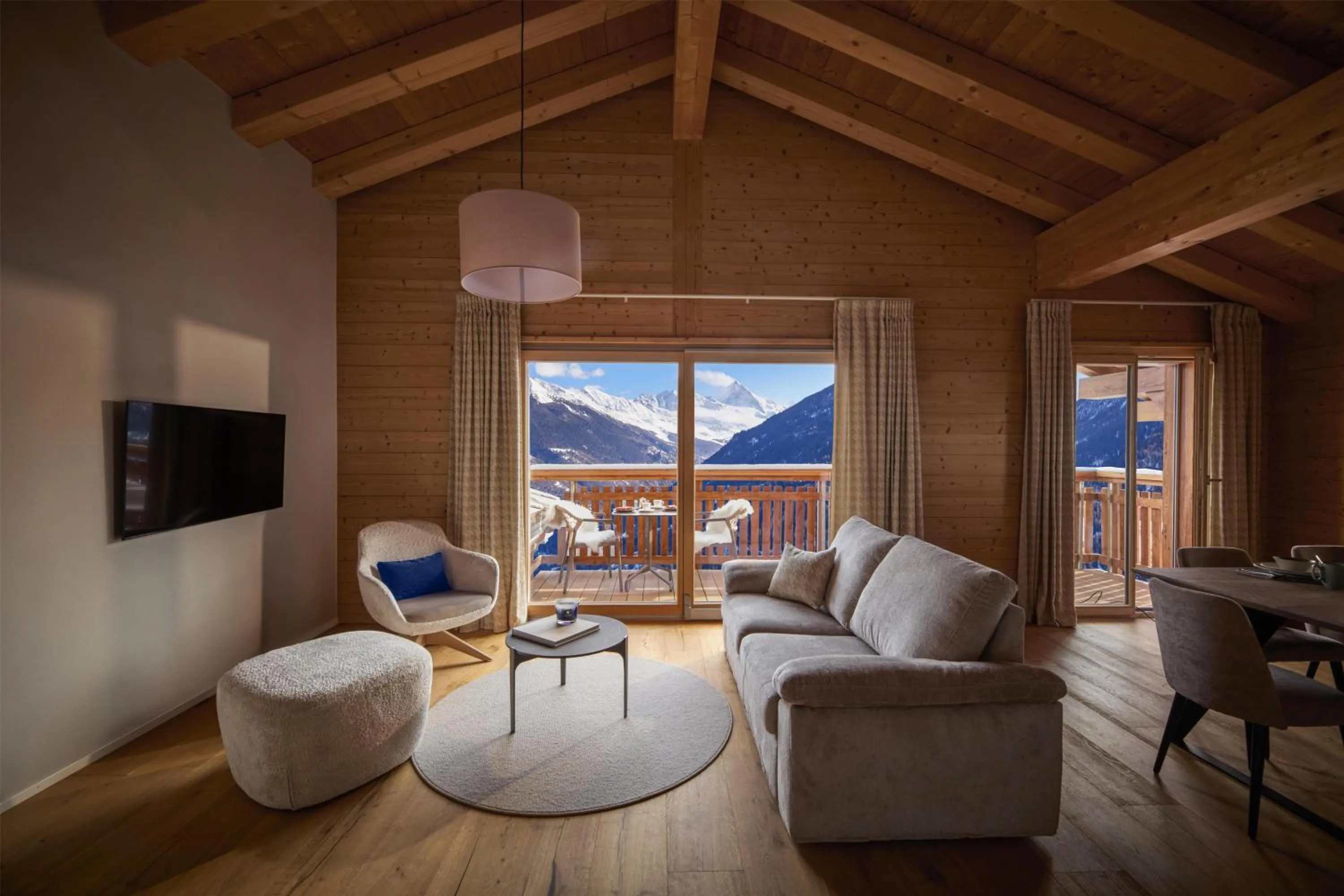 Photo of the whole room in Dent Blanche Resort - TemptingPlaces Collection