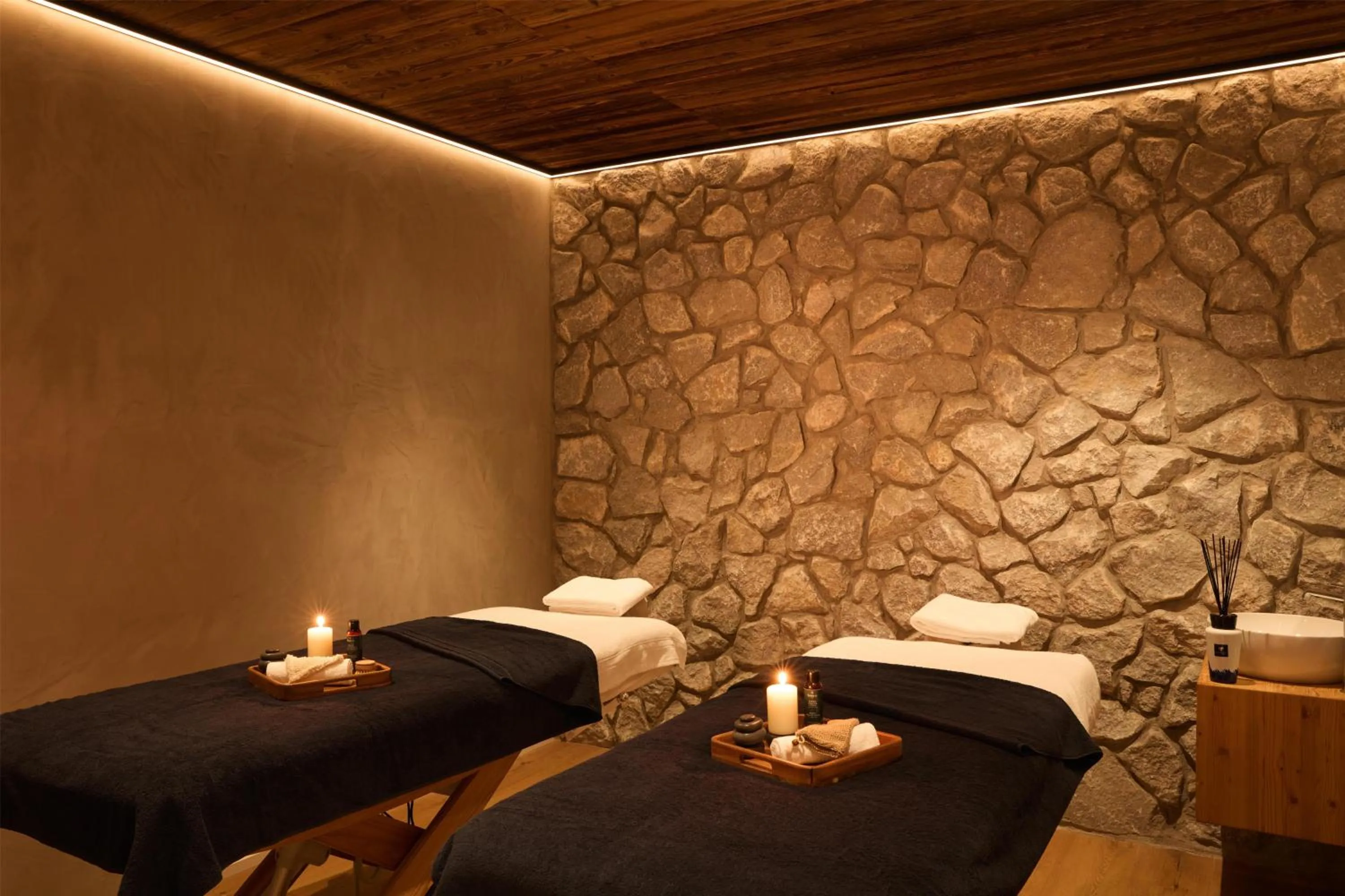 Spa and wellness centre/facilities in Dent Blanche Resort - TemptingPlaces Collection