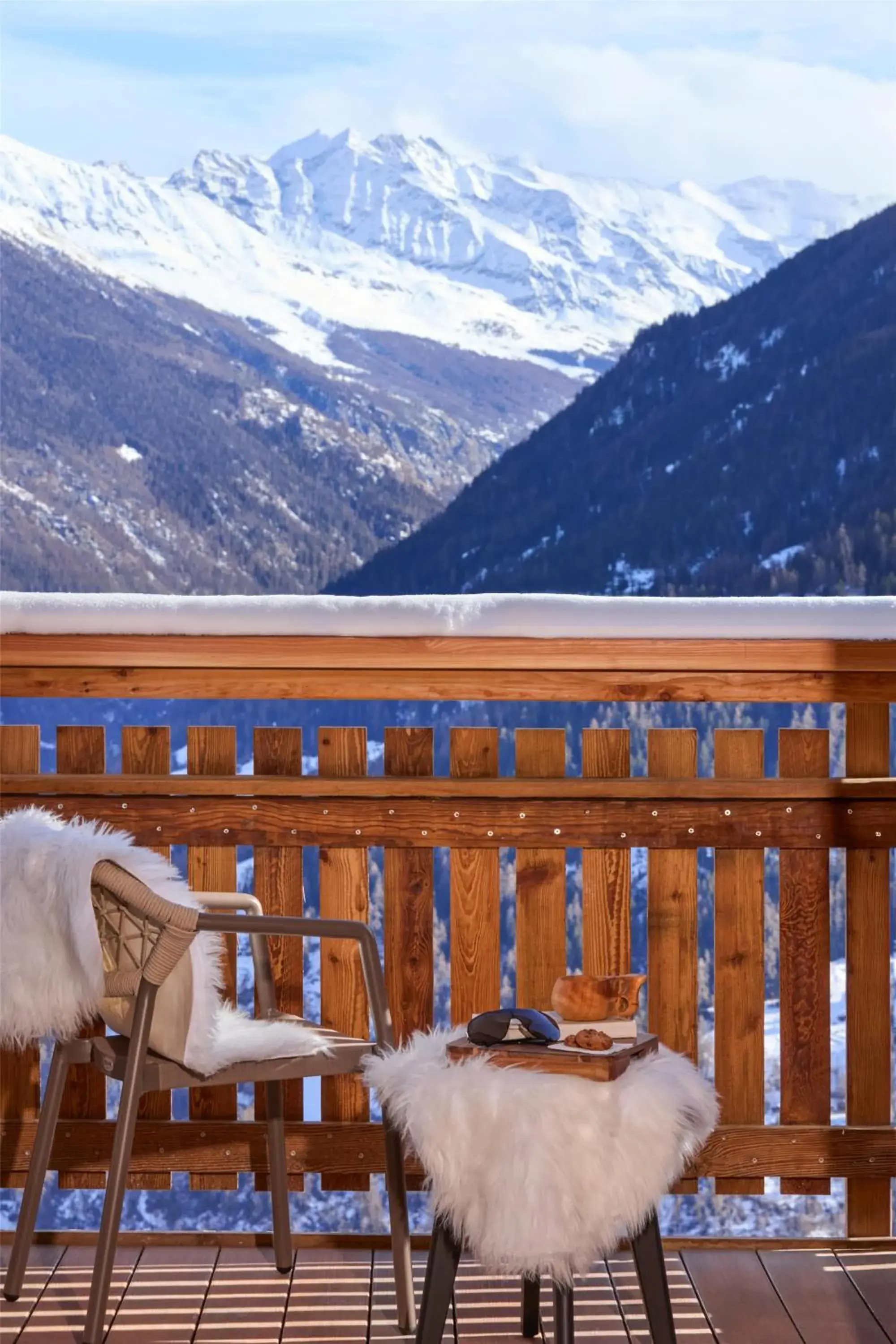 Three-Bedroom Apartment with Balcony - single occupancy in Dent Blanche Resort - TemptingPlaces Collection Three-Bedroom Apartment with Balcony - single occupancy in Dent Blanche Resort - TemptingPlaces Collection