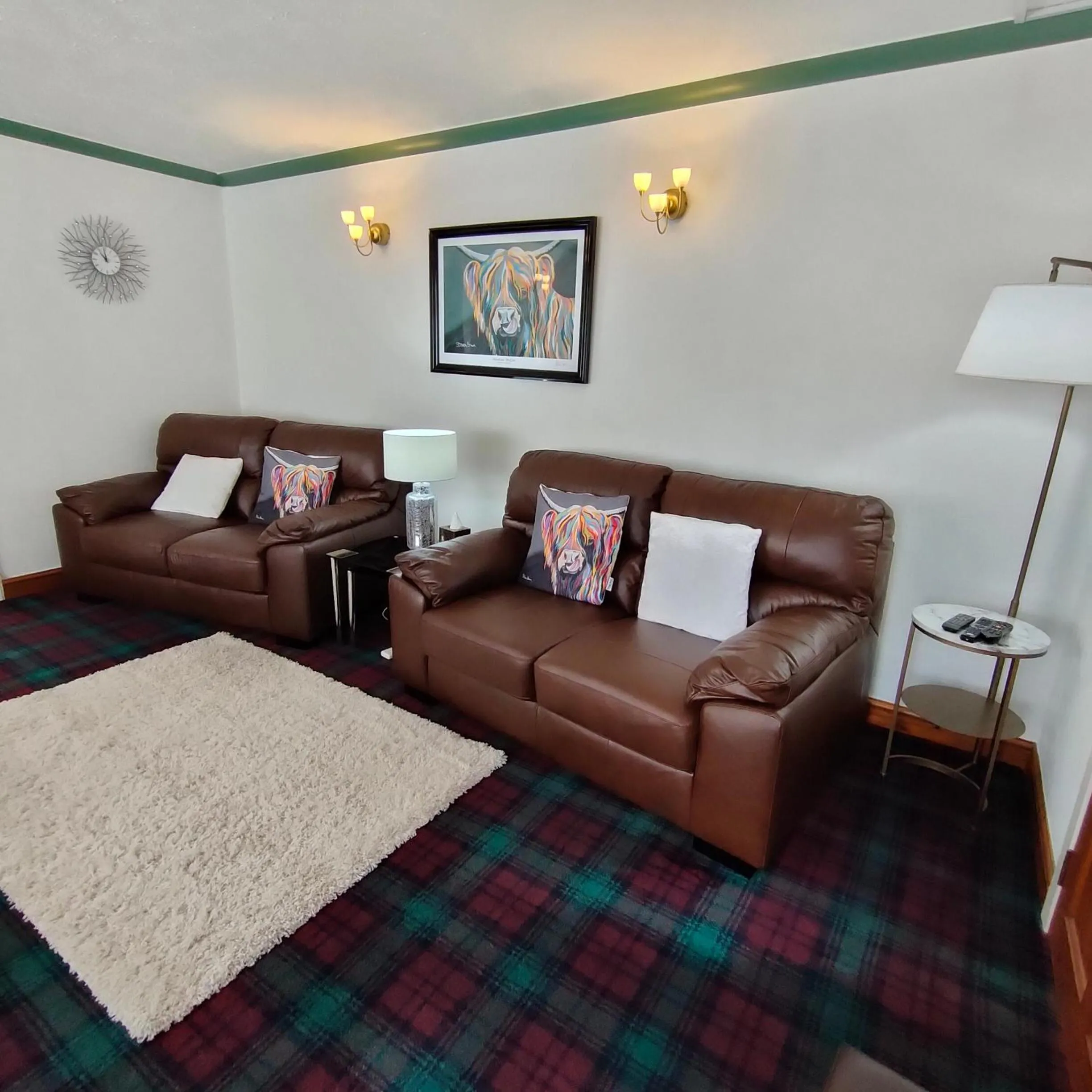 Living room in The Old Smiddy Cottage and Apartment