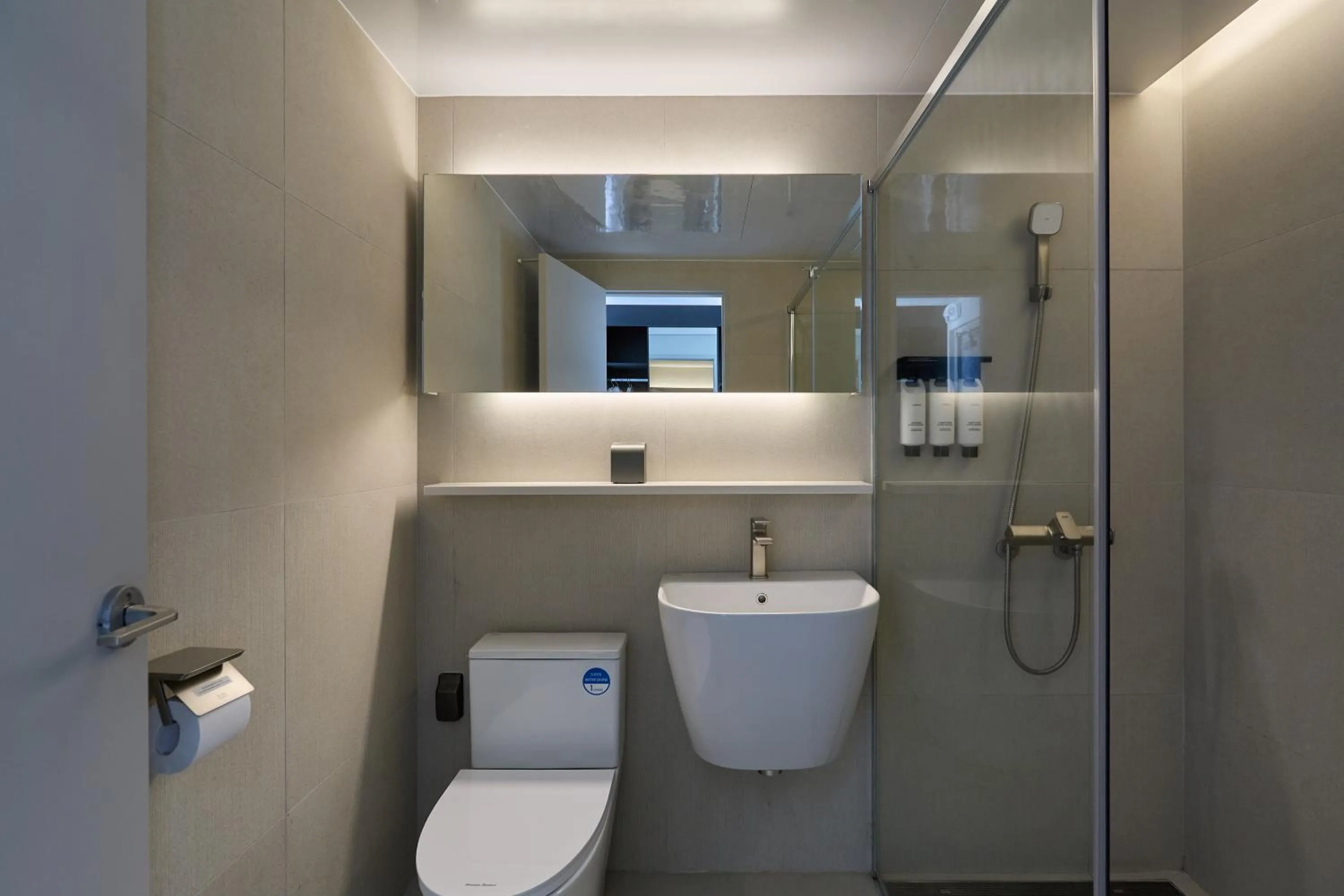 Shower in Cove Stay Haeundae