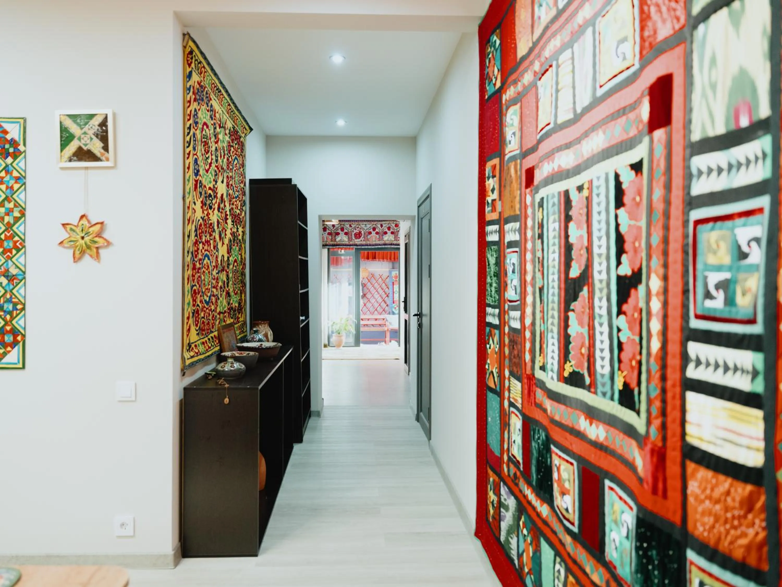 Skeramos Boutique Art Hotel