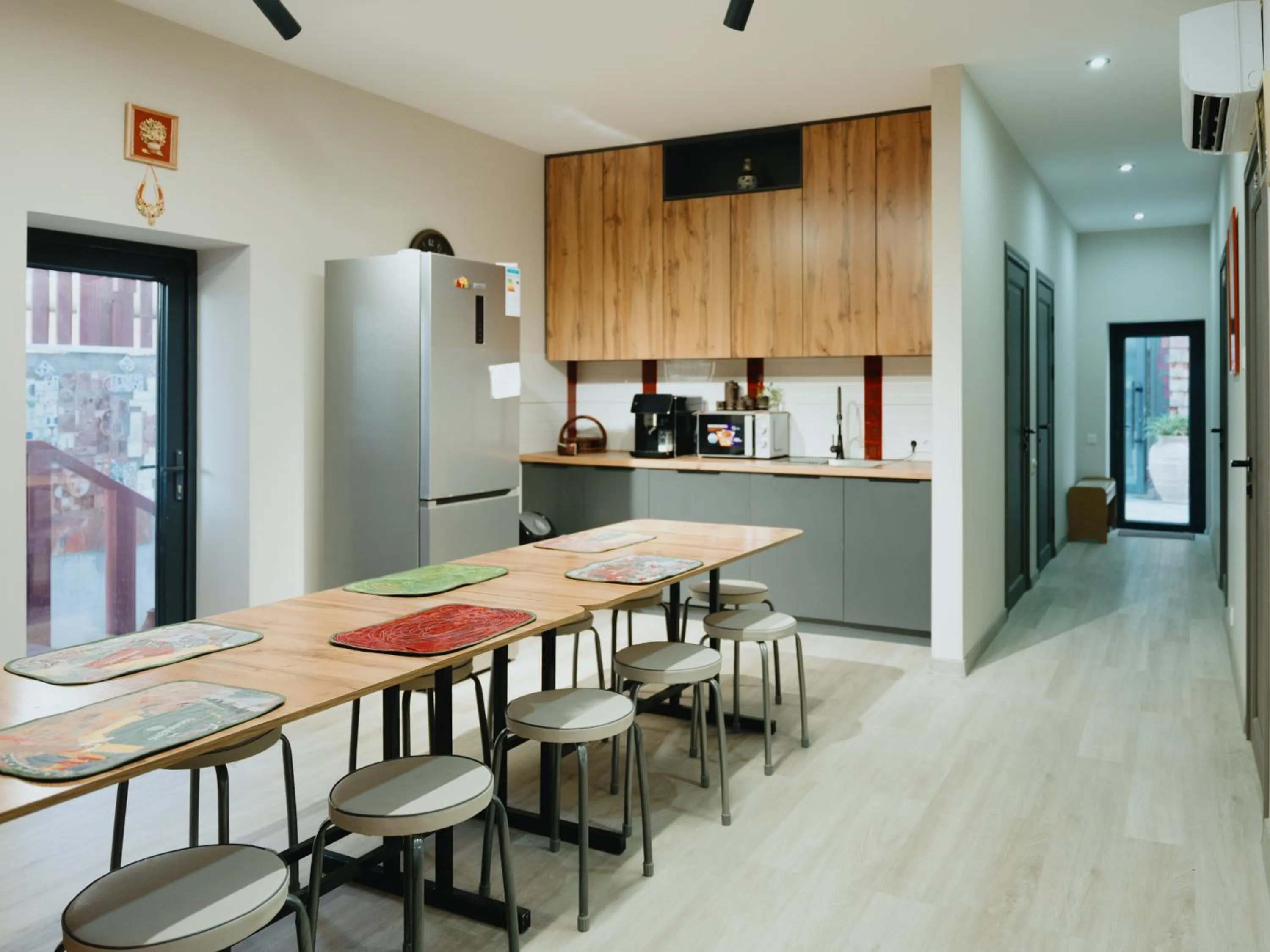 Skeramos Boutique Art Hotel