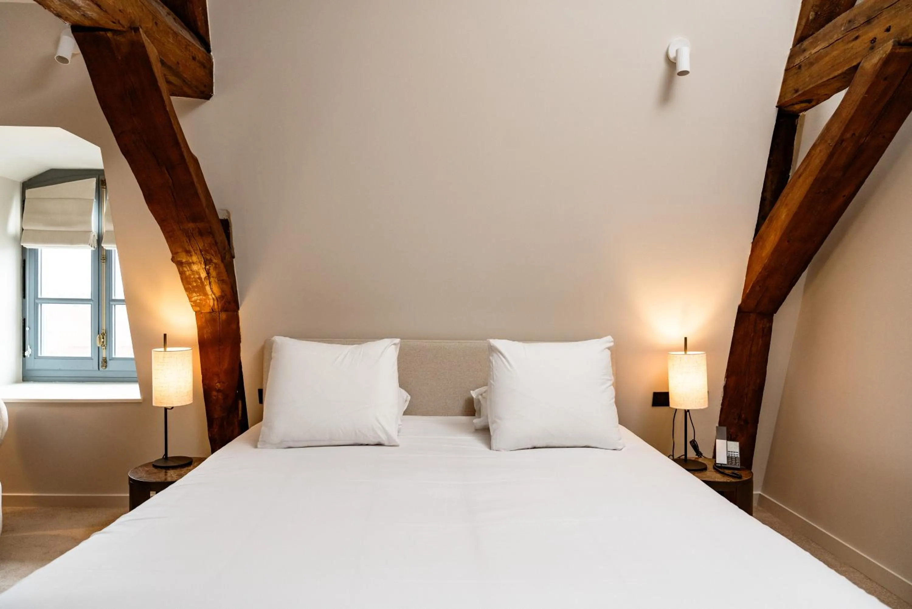Deluxe Suite in Hôtel Royal Beaulaincourt