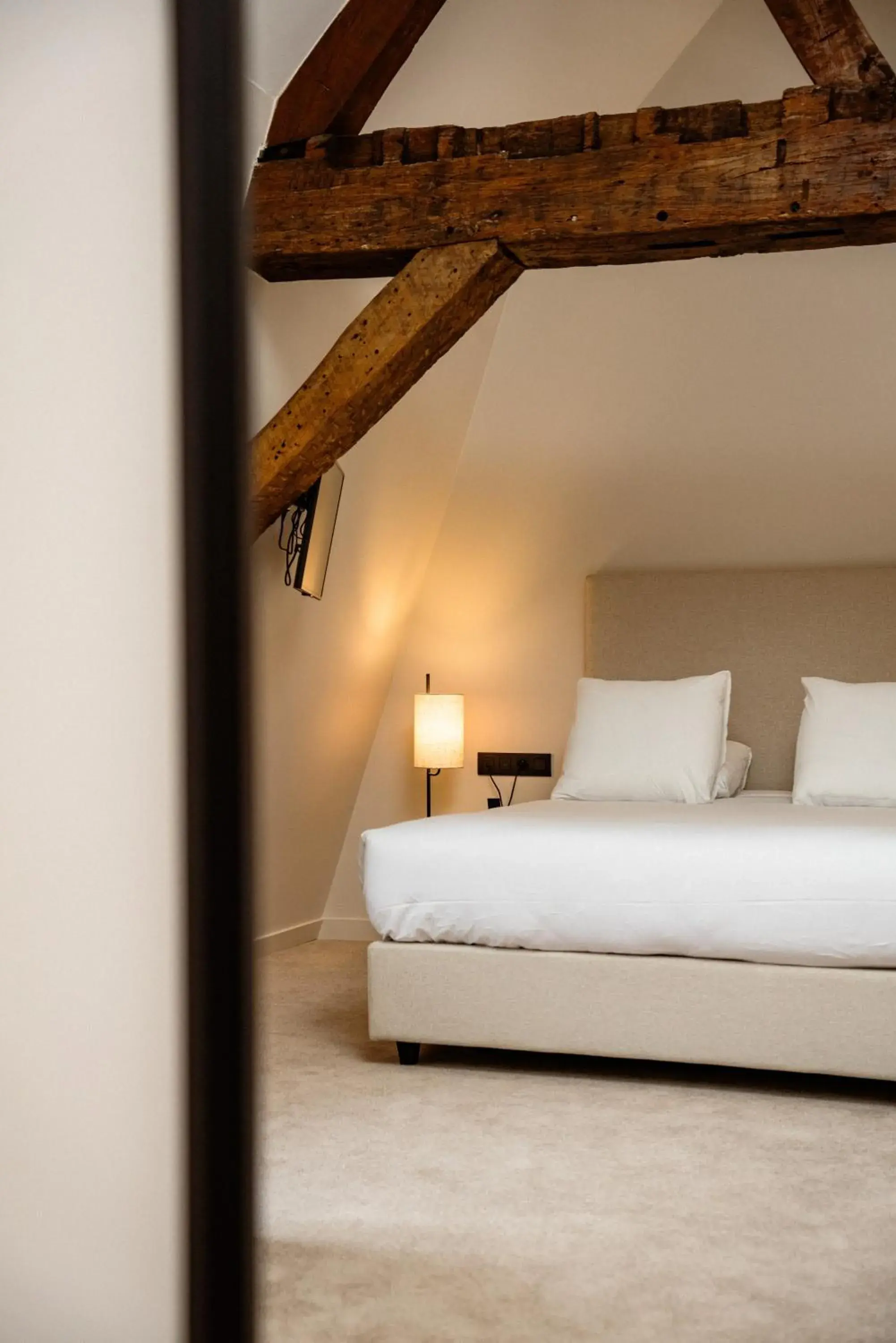 Double Room in Hôtel Royal Beaulaincourt Double Room in Hôtel Royal Beaulaincourt