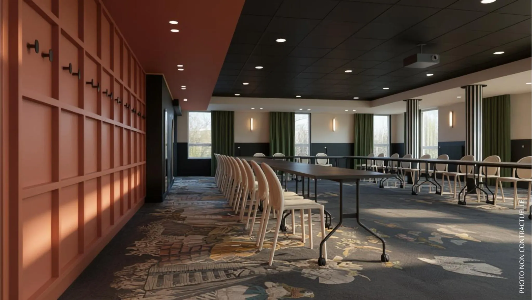 Meeting/conference room in Hotel 2M, The Originals Relais