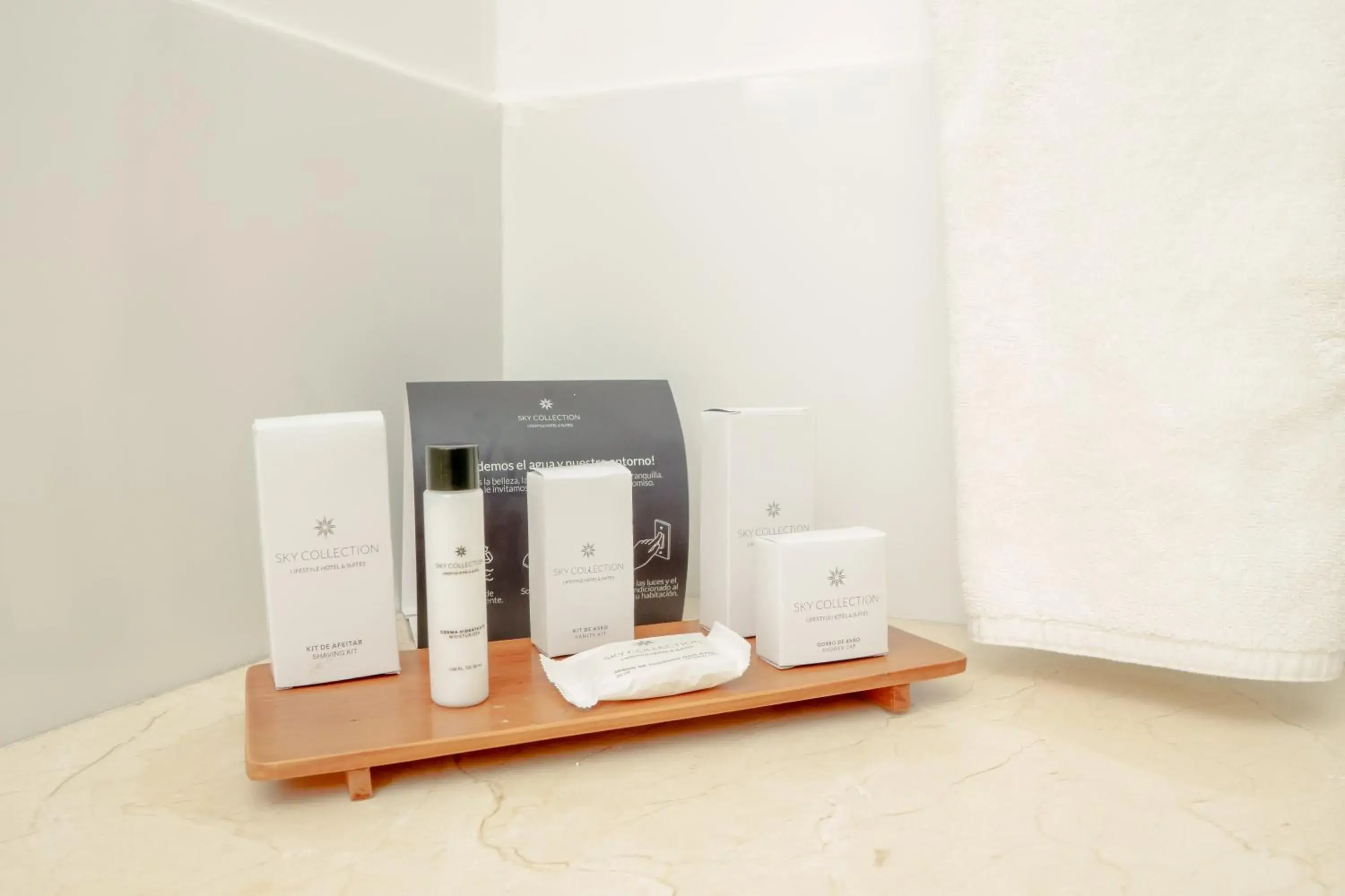 Bathroom in Sky Collection Lifestyle Hotel & Suites Barranquilla Bathroom in Sky Collection Lifestyle Hotel & Suites Barranquilla