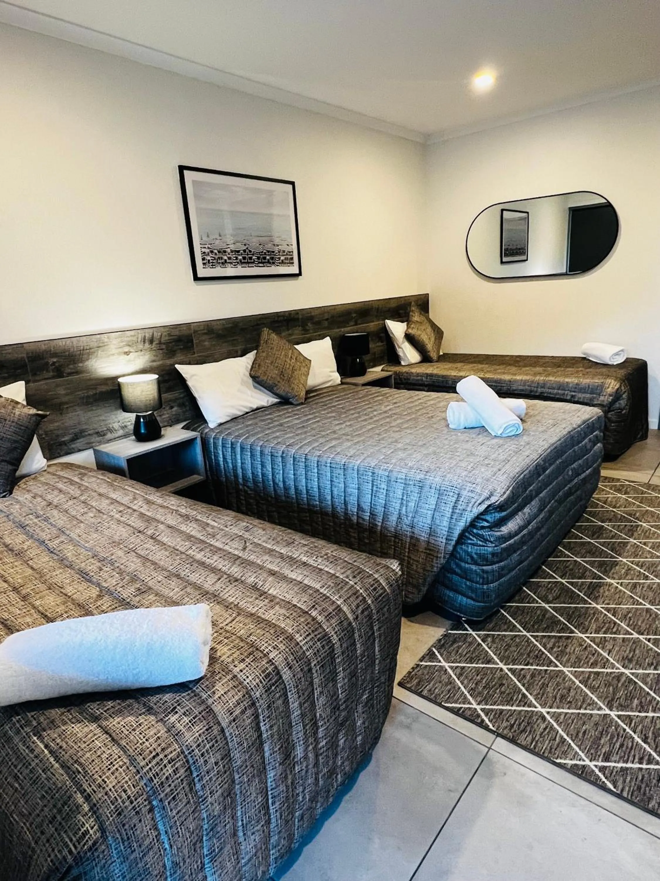 Bed in Y Motels Gympie