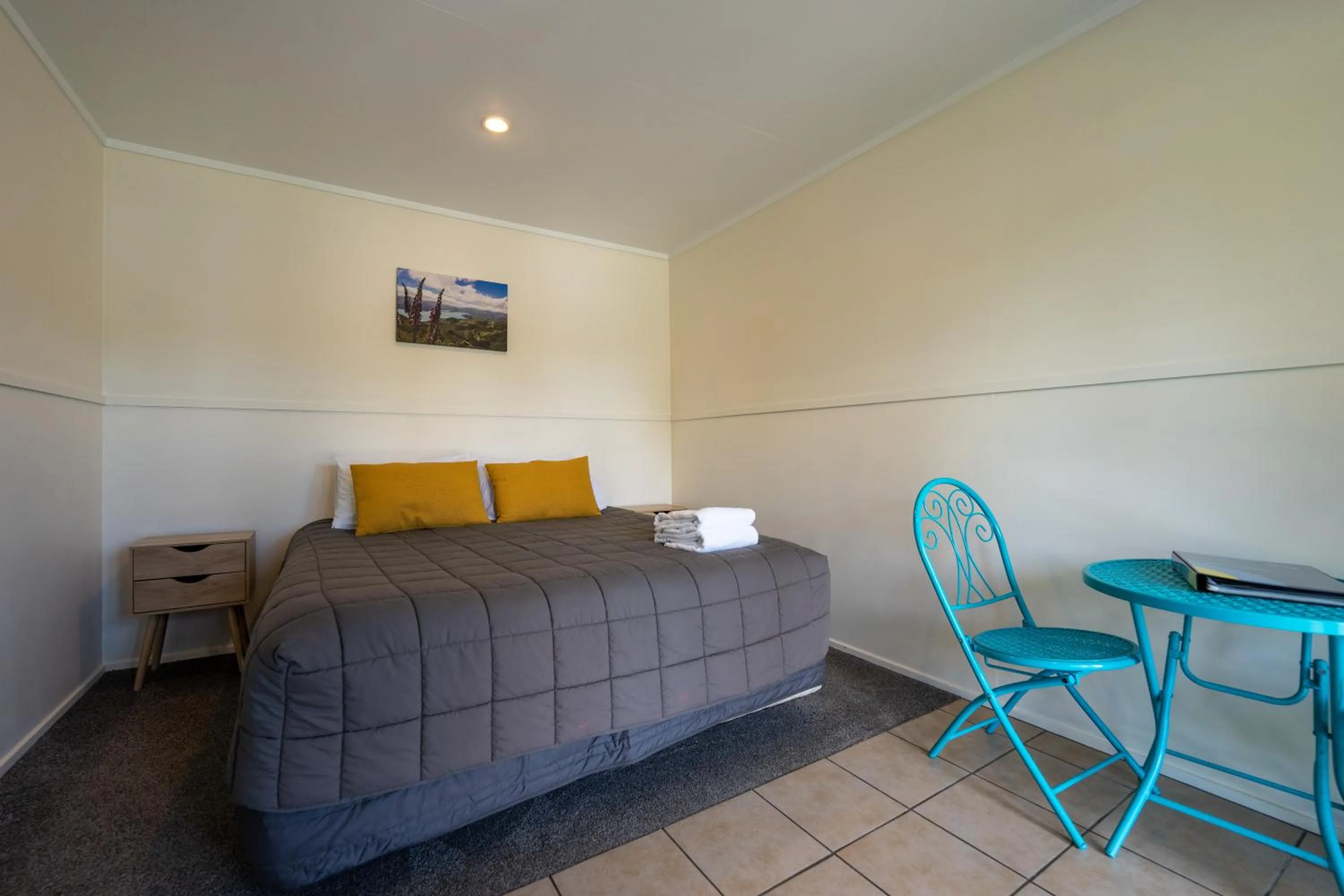 Bed in Akaroa Top 10 Holiday Park