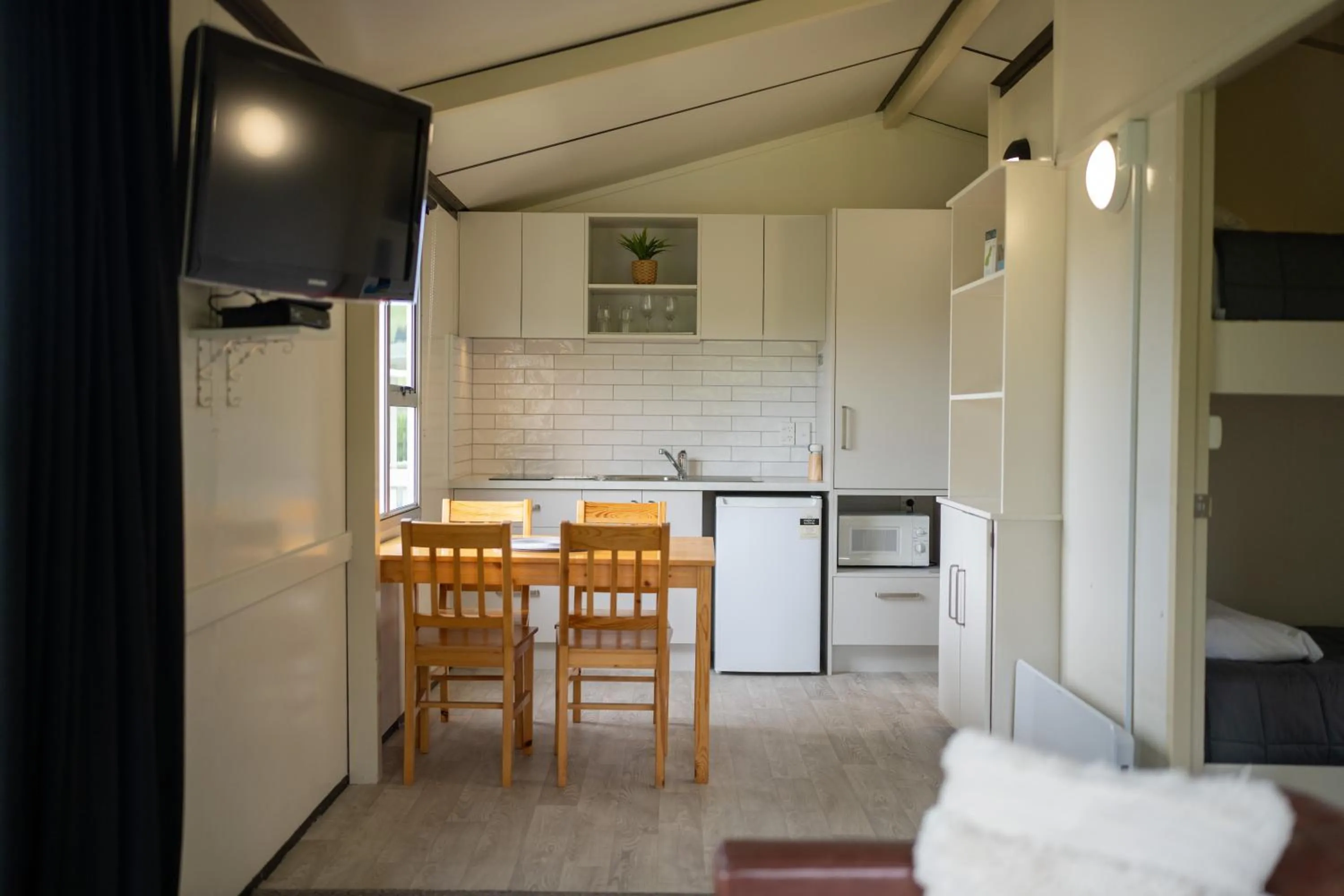 TV and multimedia in Akaroa Top 10 Holiday Park