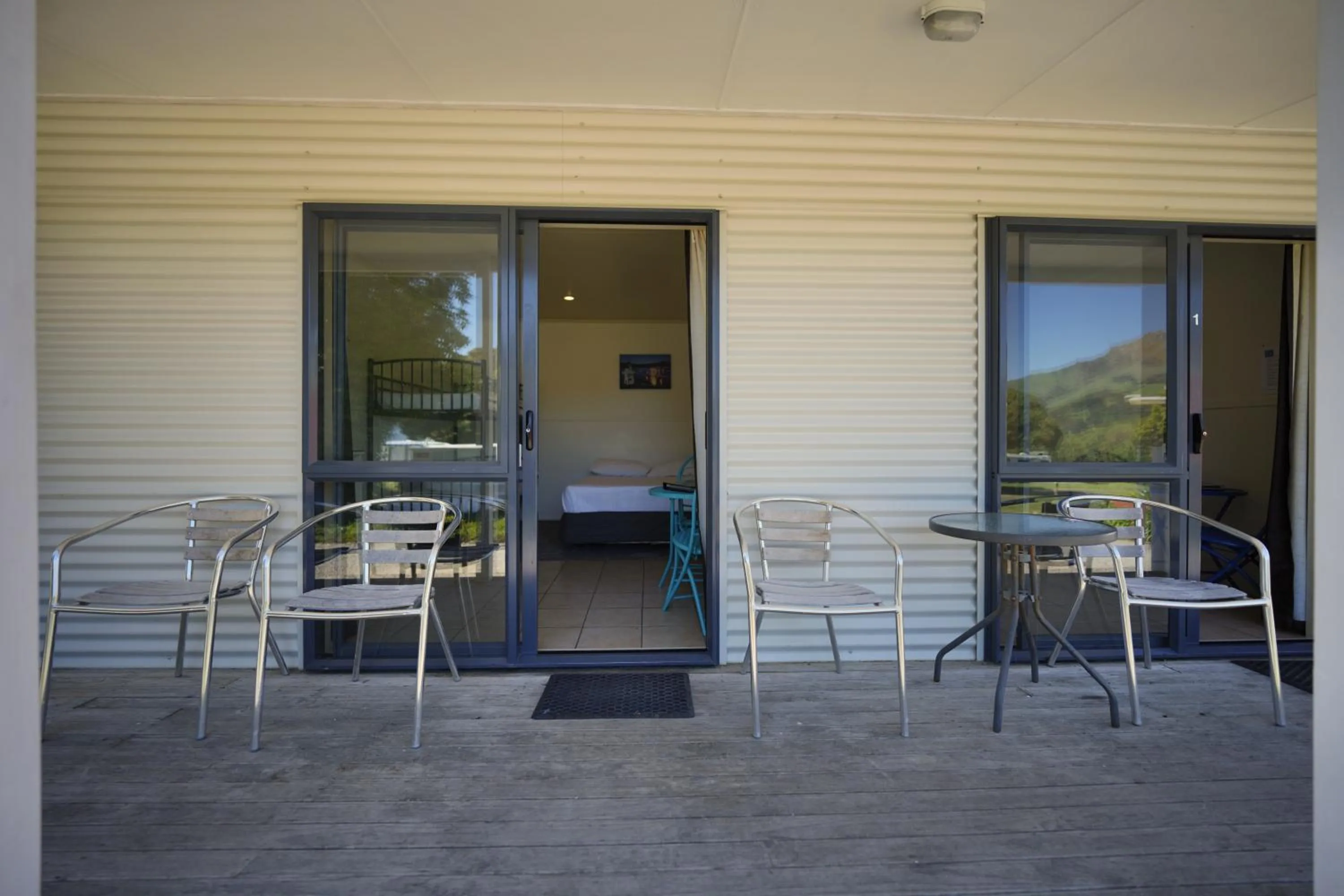 Balcony/Terrace in Akaroa Top 10 Holiday Park