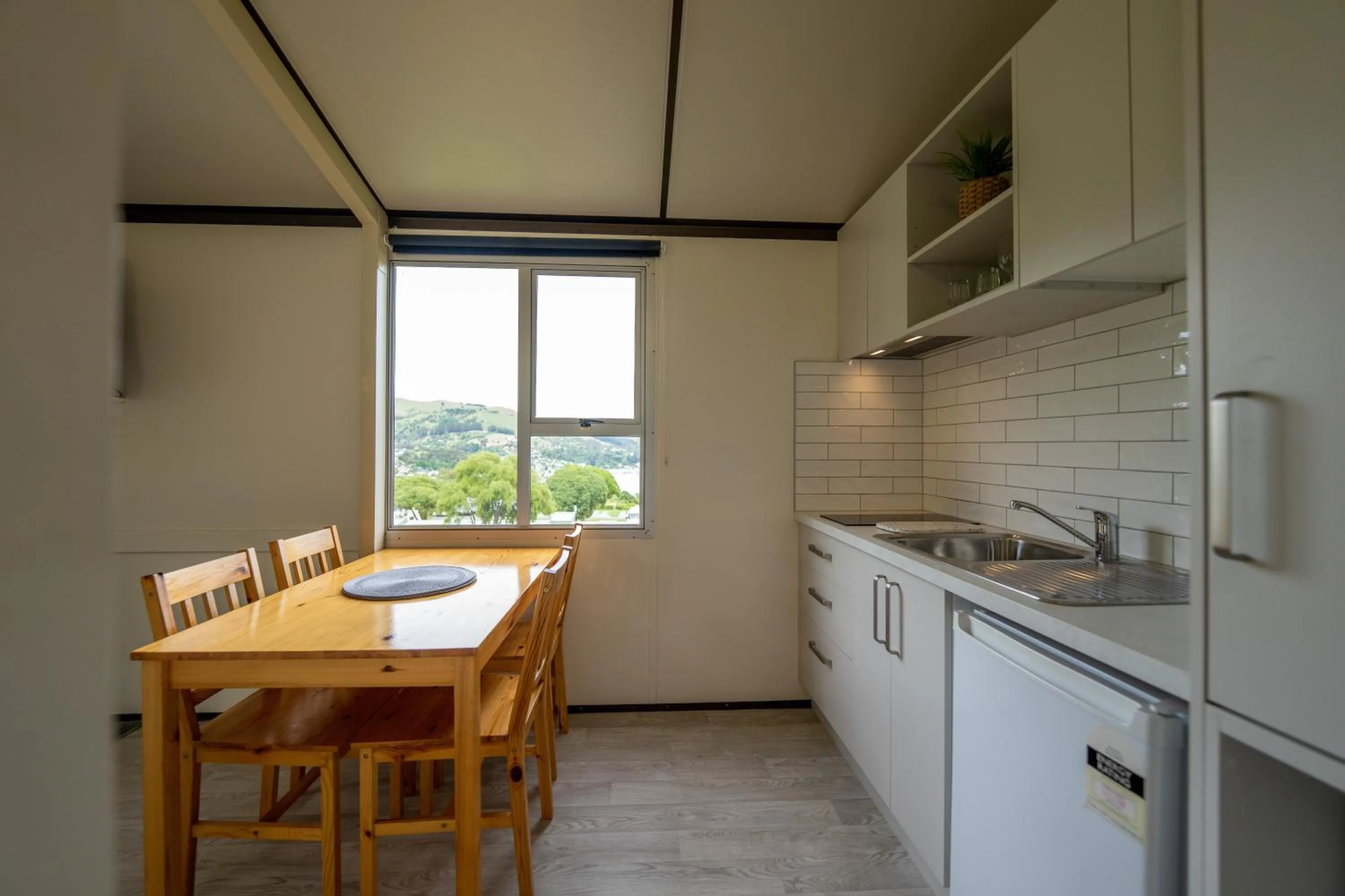 Kitchen or kitchenette in Akaroa Top 10 Holiday Park