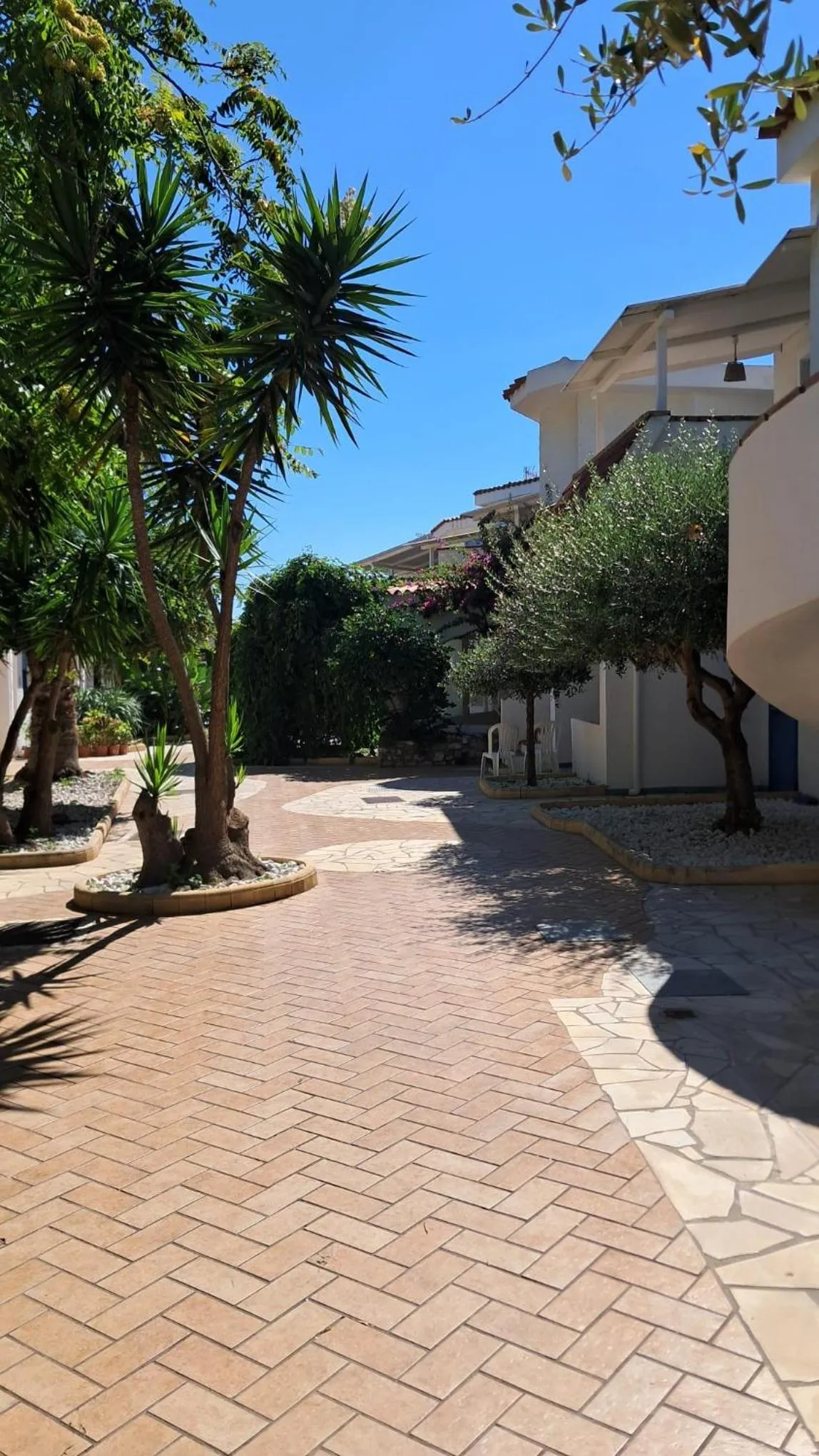 Property building in Regent Beachotel