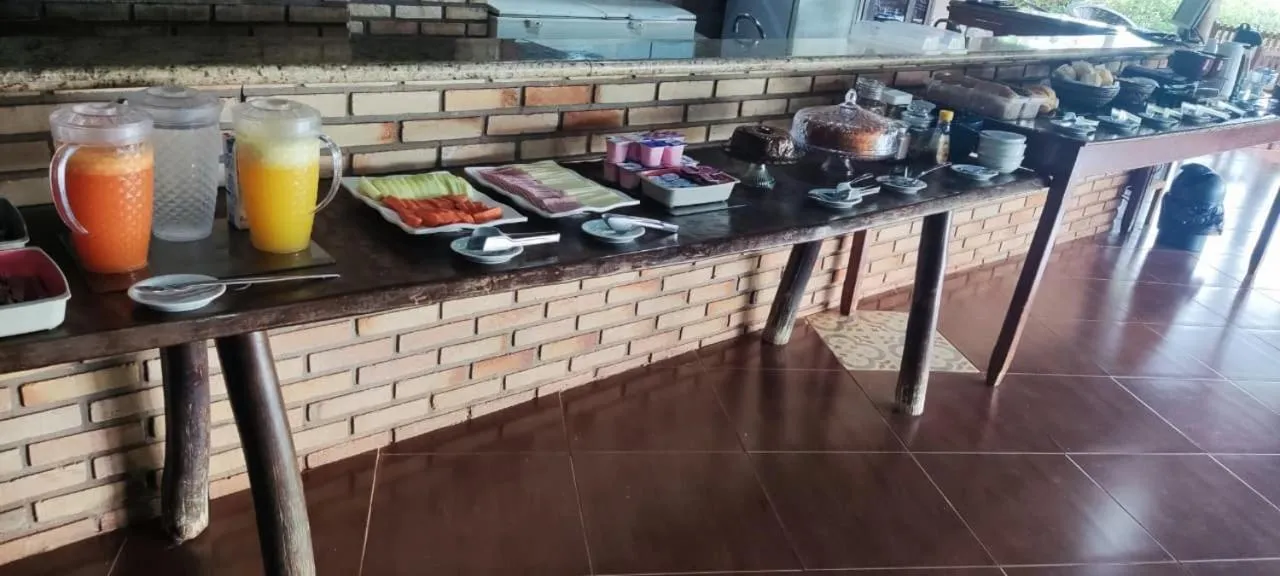 Restaurant/places to eat in Pousada Tropical Vereda