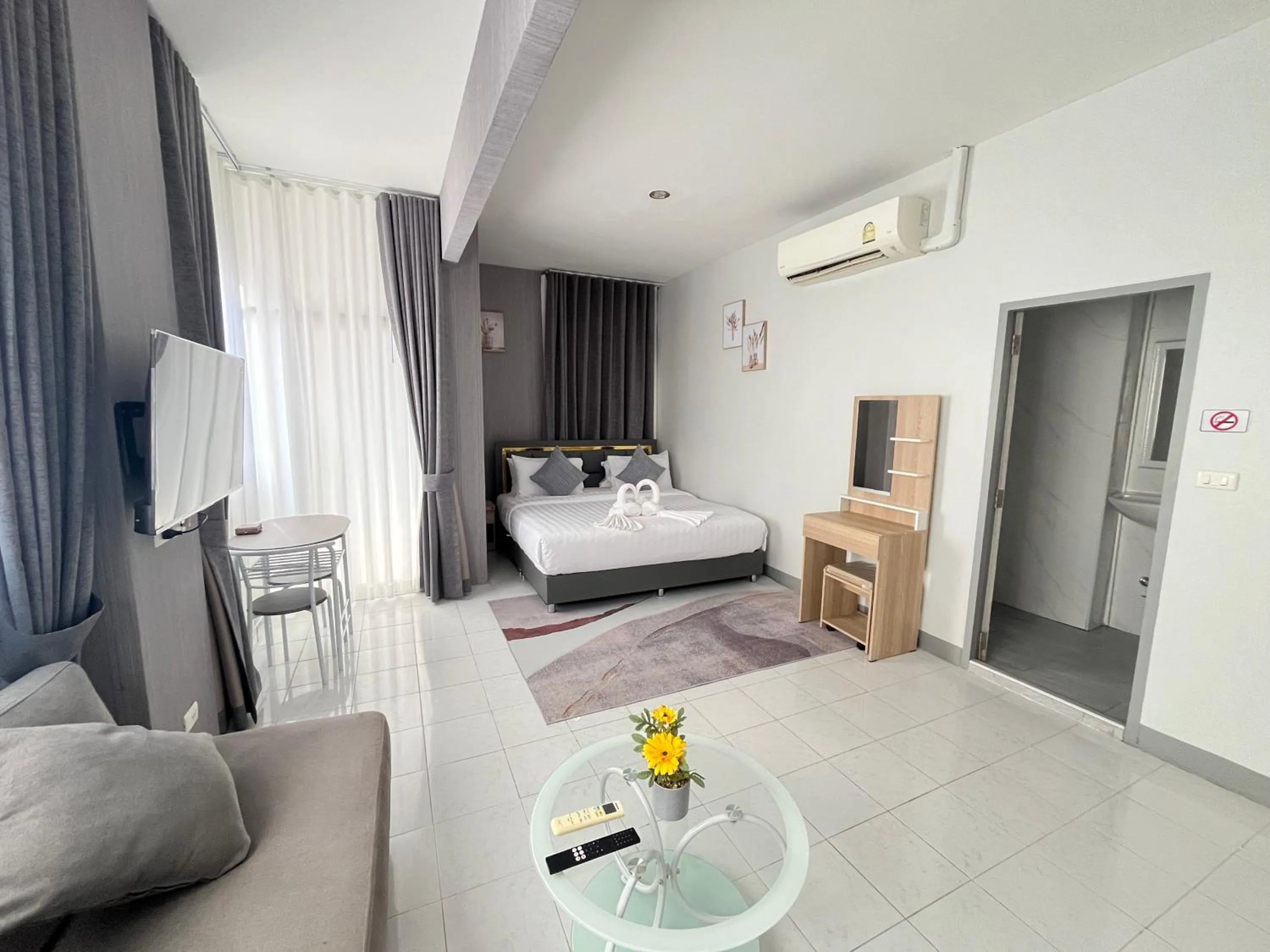 Bed in Ali House Patong
