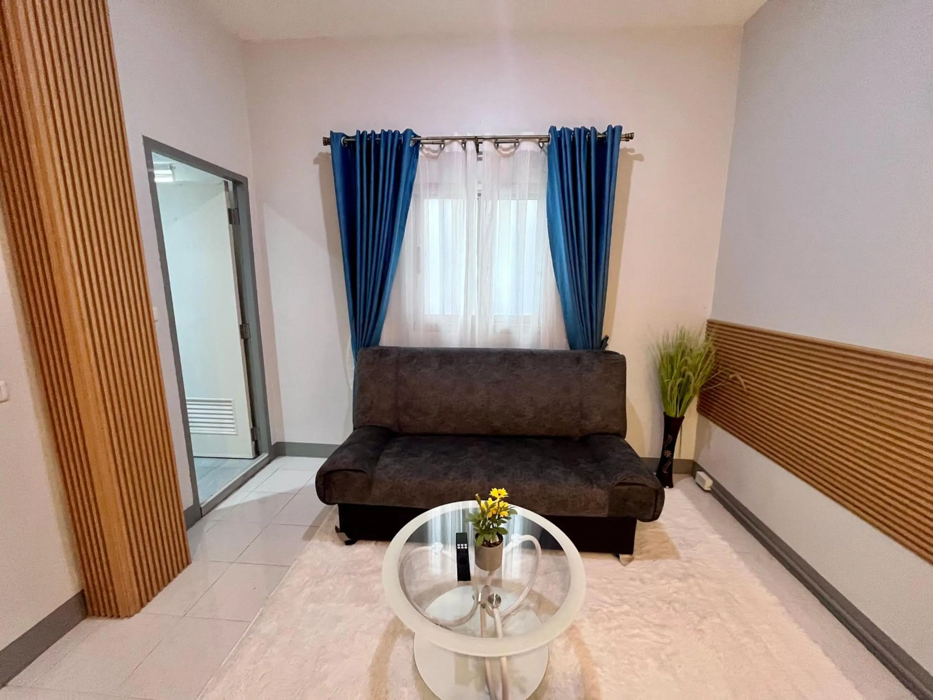 Seating area in Ali House Patong